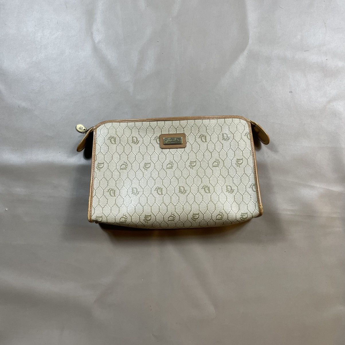 Dior × Vintage Dior Brown Honeycomb PVC Clutch Bag Beige Size ONE SIZE - 1 Thumbnail