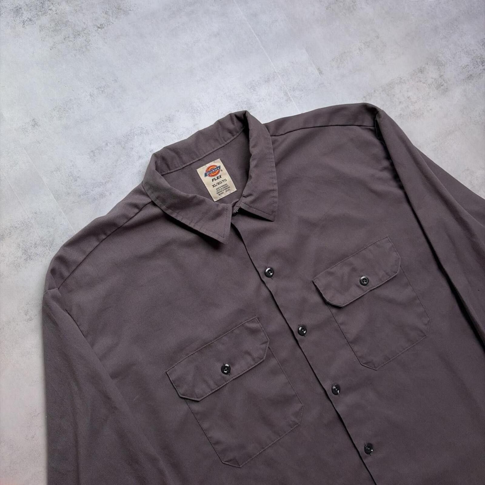 Dickies Y2K Grey Dickies Workwear Long Sleeve Button Up Shirt Size US XL / EU 56 / 4 - 4 Thumbnail