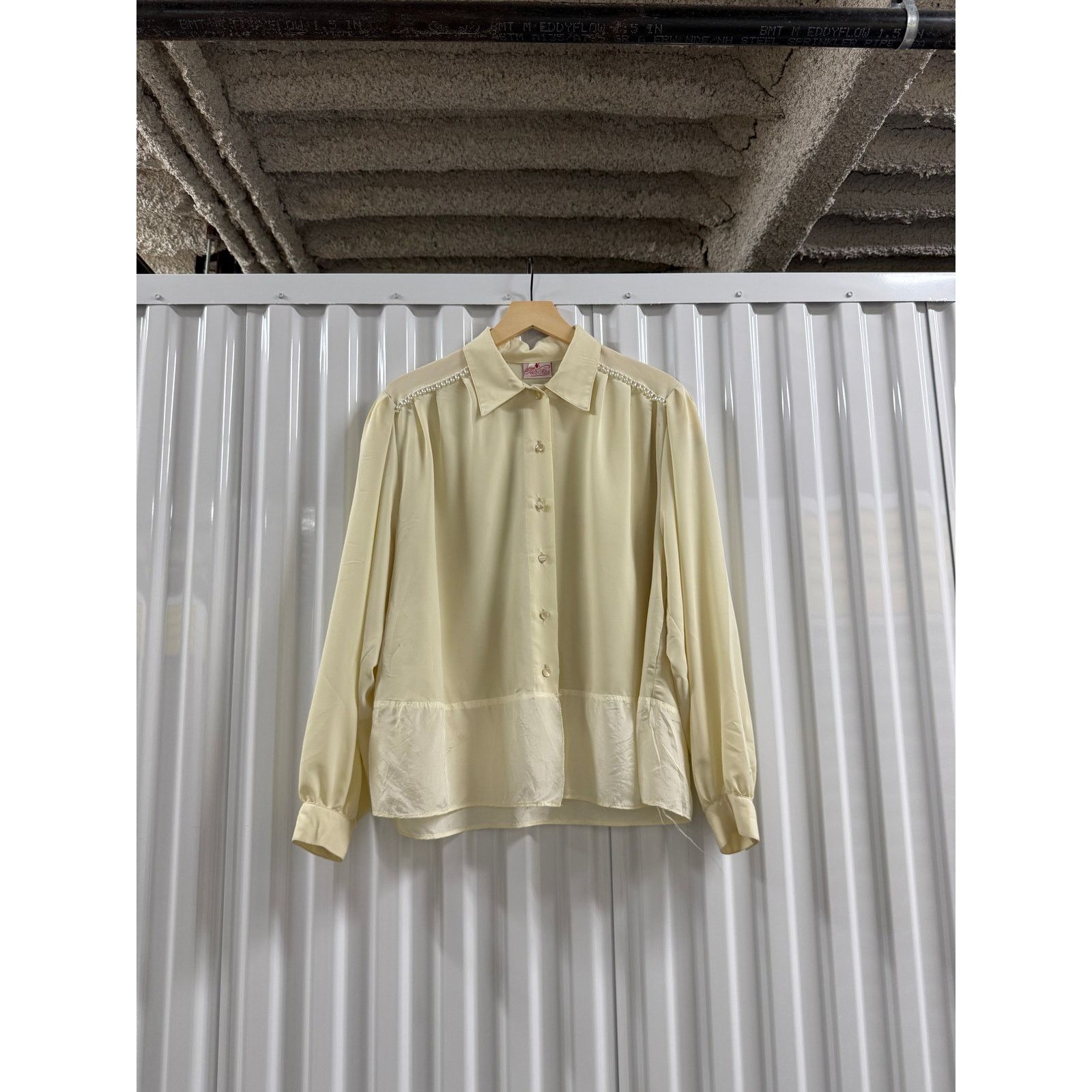 Vintage Vintage European 1970's Women's Pearl Blouse - True Vintage Size L / US 10 / IT 46 - 4 Thumbnail
