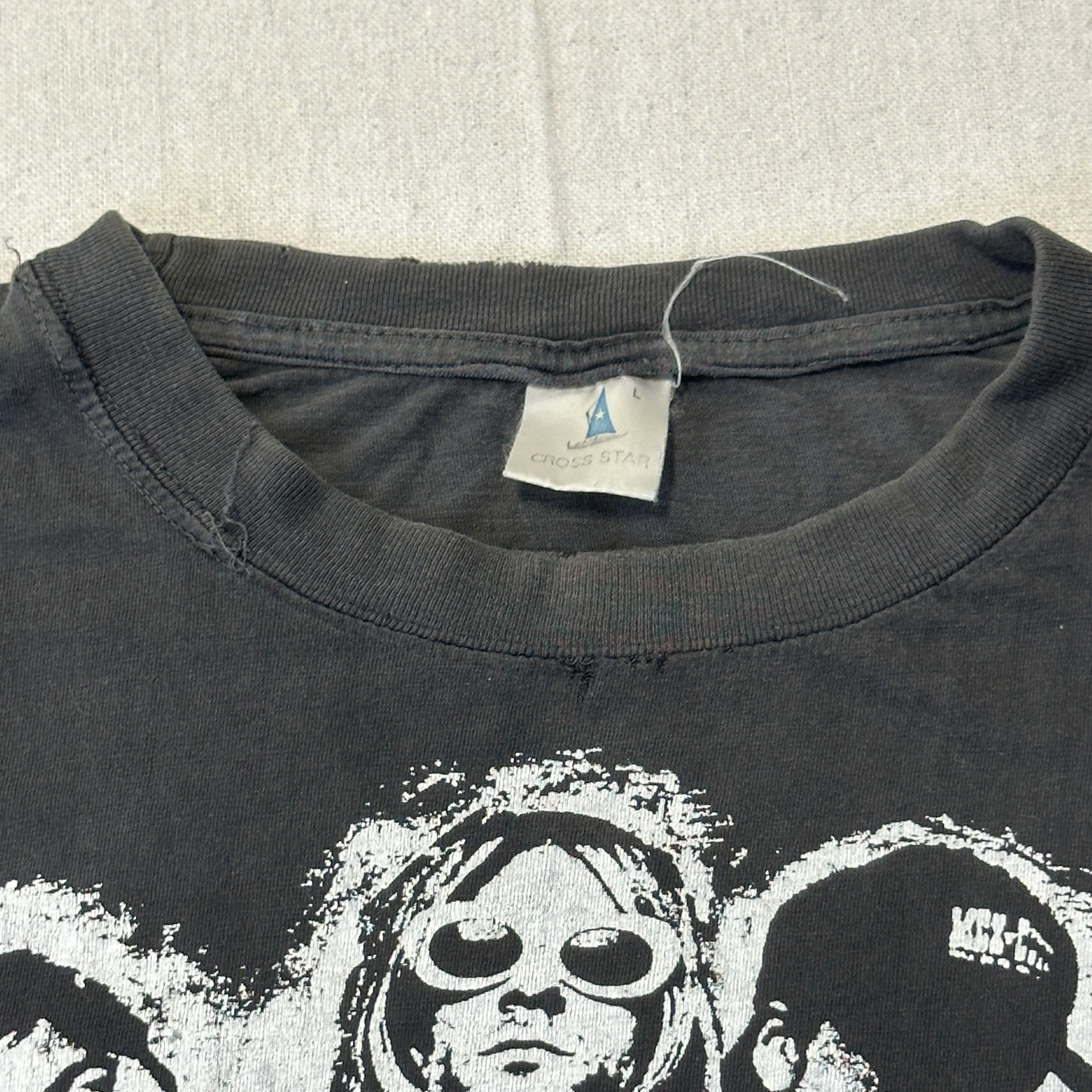 sss Vintage Nirvana 90s Graphic Band T-Shirt Size Large European RARE thrashed Size US L / EU 52-54 / 3 - 5 Thumbnail