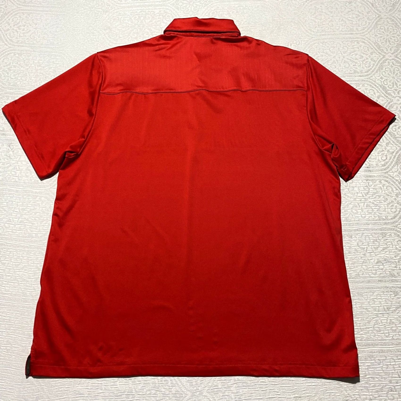 Under Armour Under Armour Mens XL Red HeatGear Loose Fit Short Sleeve Golf Polo Shirt Size US XL / EU 56 / 4 - 2 Thumbnail