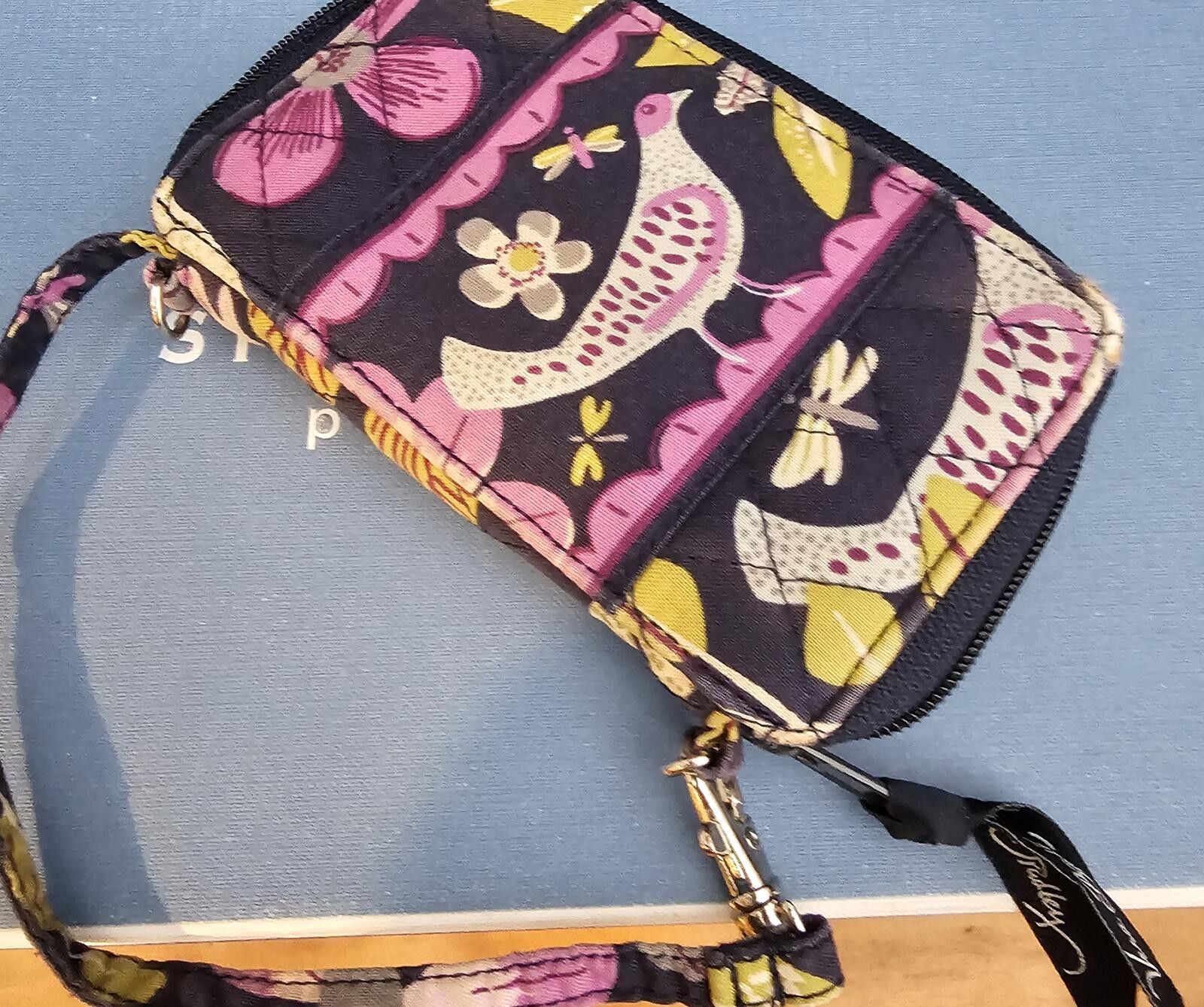 Other Vera Bradley Quilted Wristlet with Floral and Bird Pattern Size ONE SIZE - 1 Thumbnail