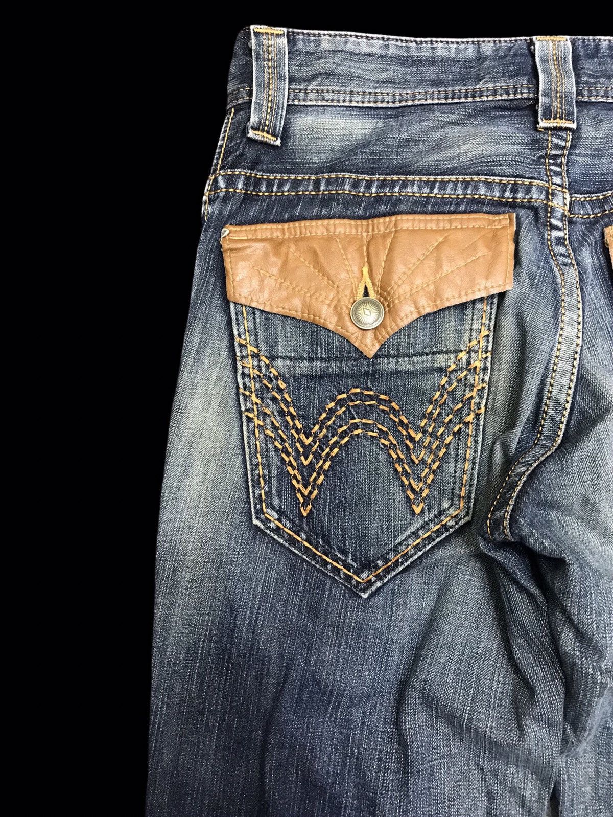Edwin × Japanese Brand 💥FLARE💥EDWIN BUFFALO HEAD CRSH FLARE DISTRESSED DENIM F329 Size US 30 / EU 46 - 13 Thumbnail