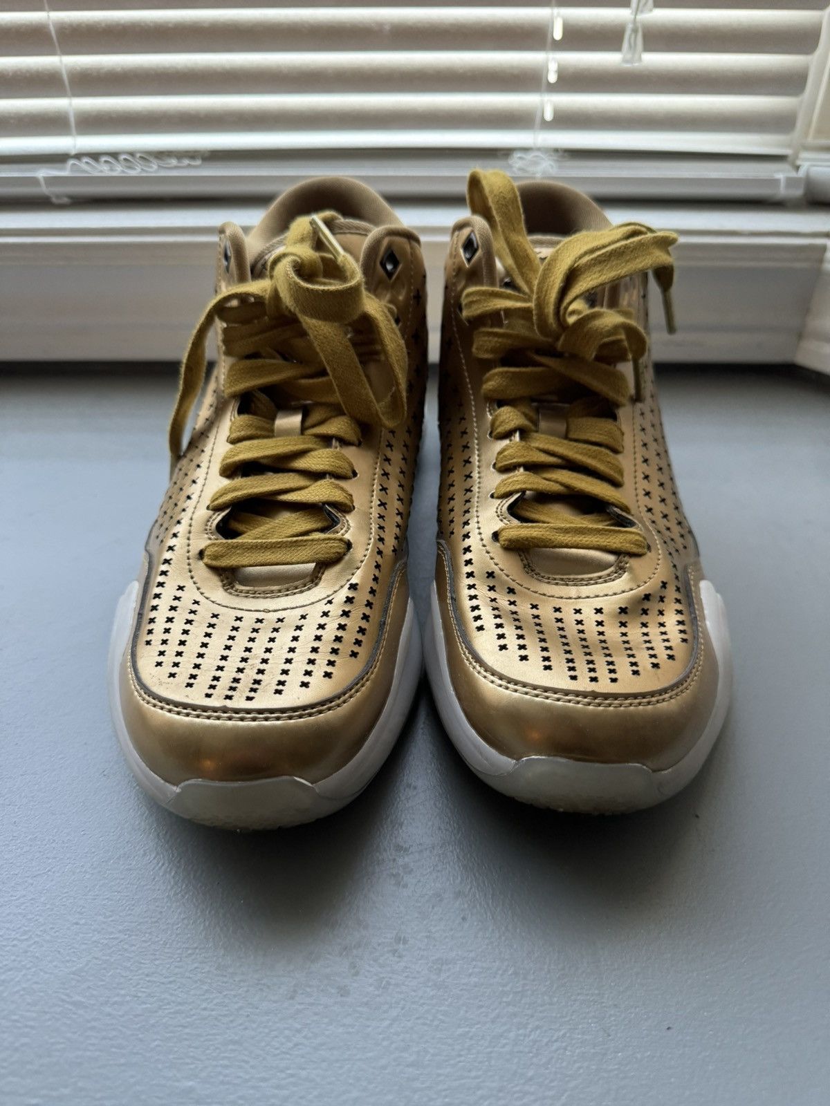 Nike NEED GONE ‼️ Nike Kobe 10 EXT “Liquid Gold” Size US 8.5 / EU 41-42 - 3 Thumbnail