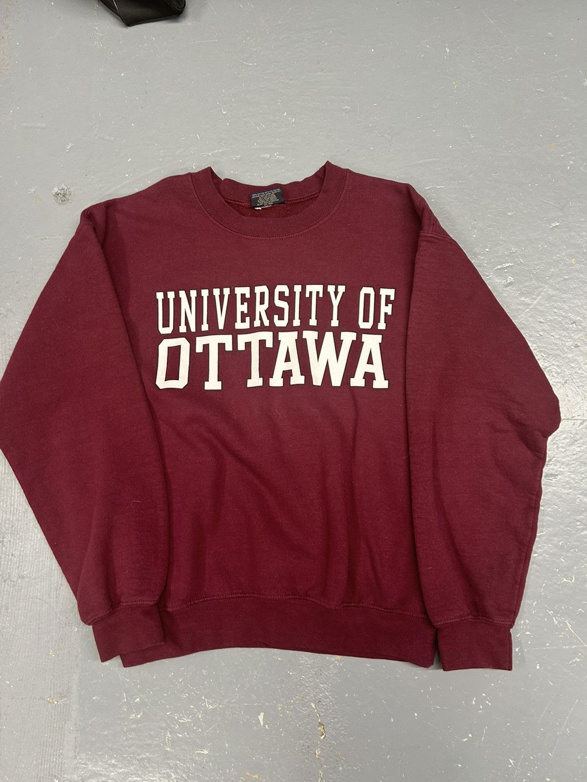 Vintage Crazy Vintage Y2k Essential University of Ottawa Crewneck Size US M / EU 48-50 / 2 - 1 Thumbnail