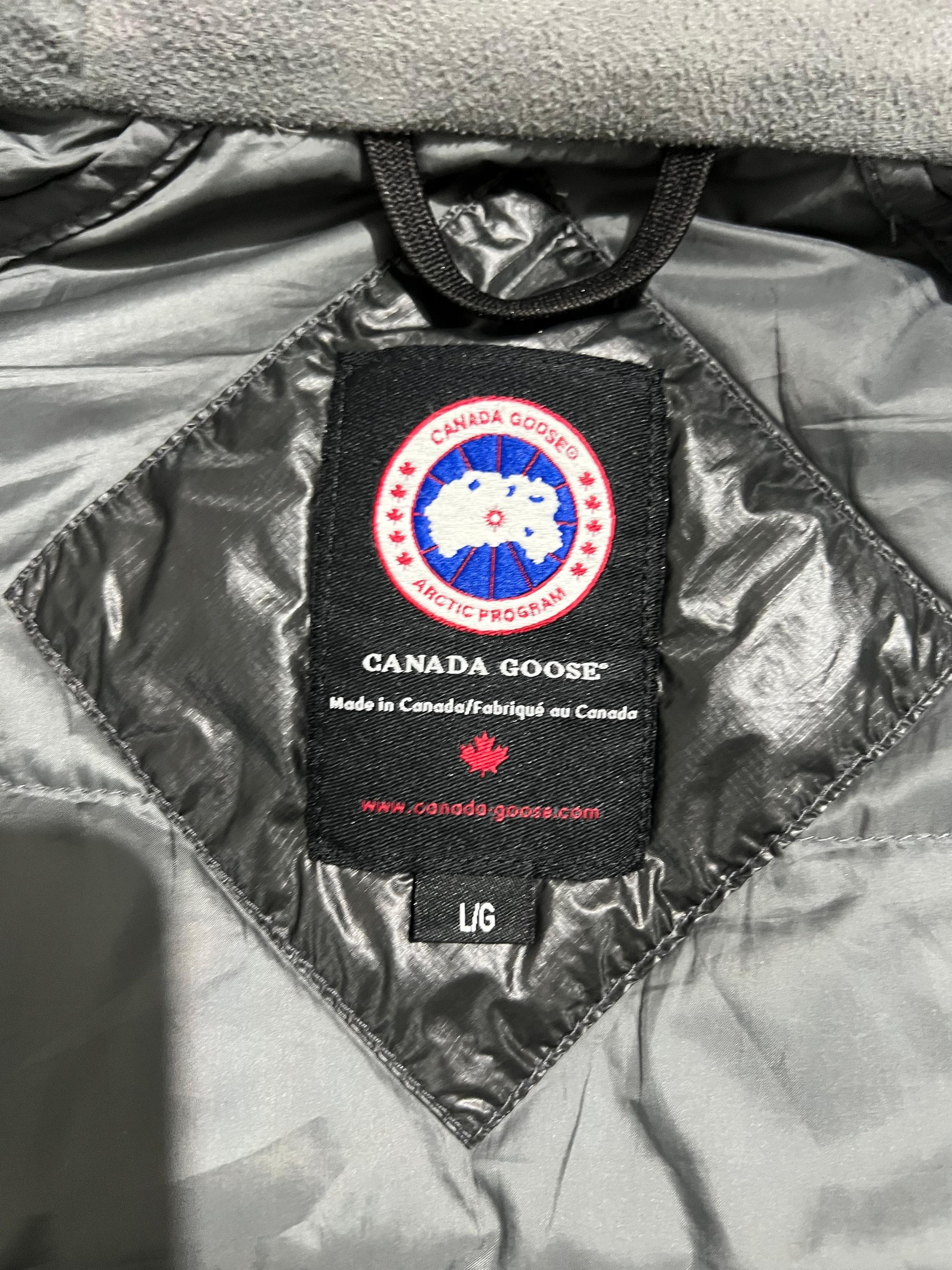 Canada Goose Canada Goose Hybridge Graphite/Red jacket Size US L / EU 52-54 / 3 - 10 Thumbnail