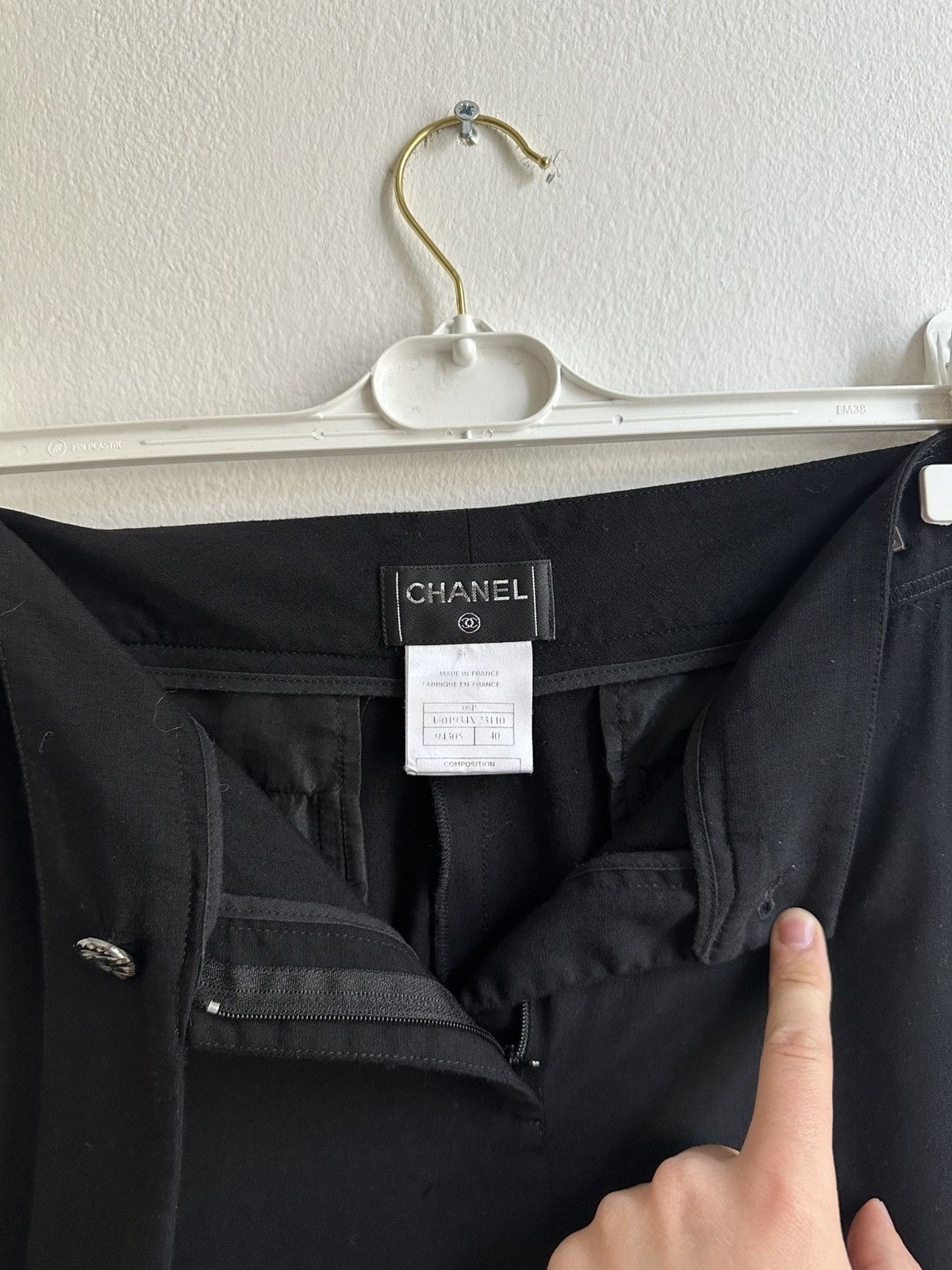 Chanel Chanel Vintage Luxury Wool Black wide pants Size 28" / US 6 / IT 42 - 2 Thumbnail