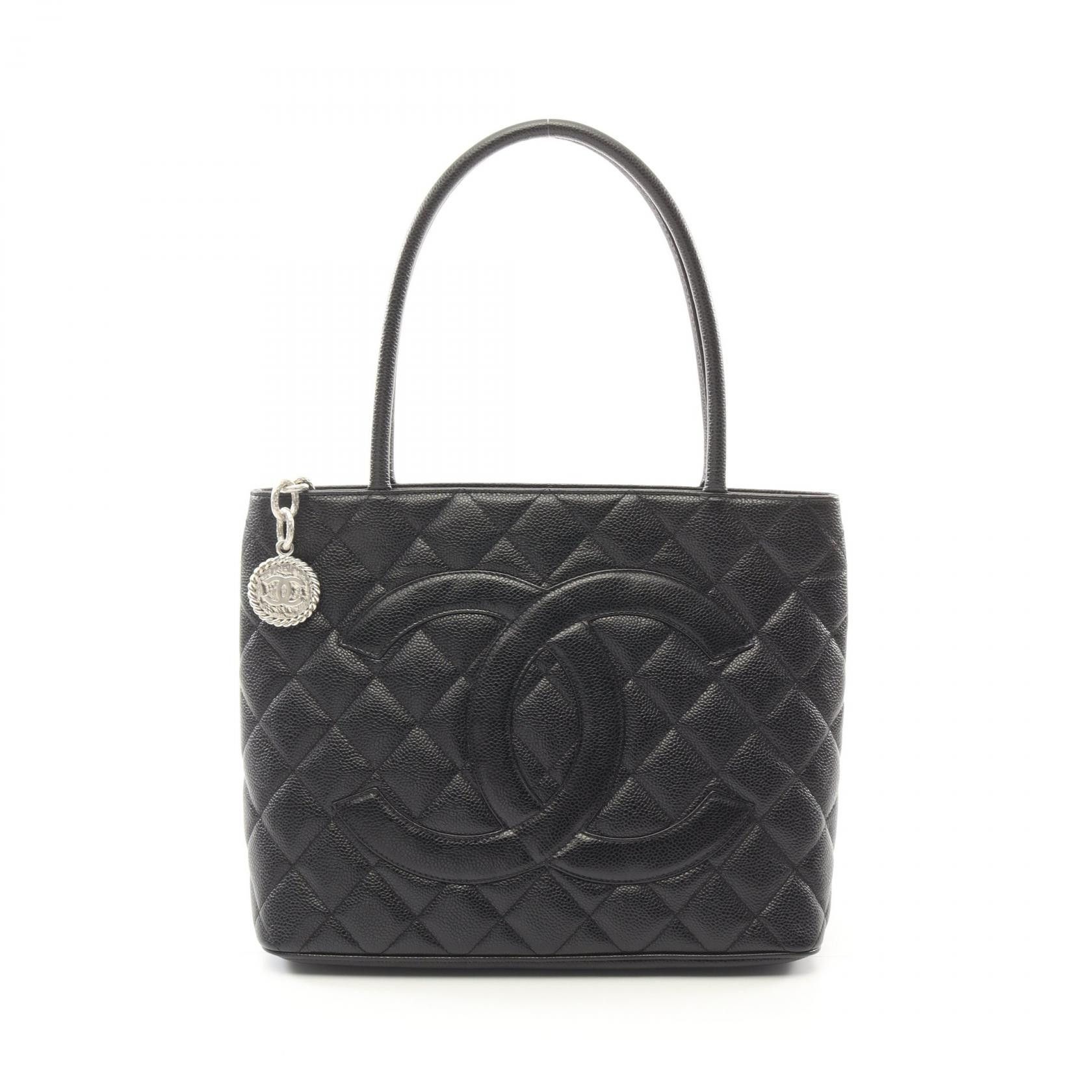 Chanel Chanel Reissue Tote Caviar Skin Tote Bag Leather Tote Bag A01804 in Black, Women's