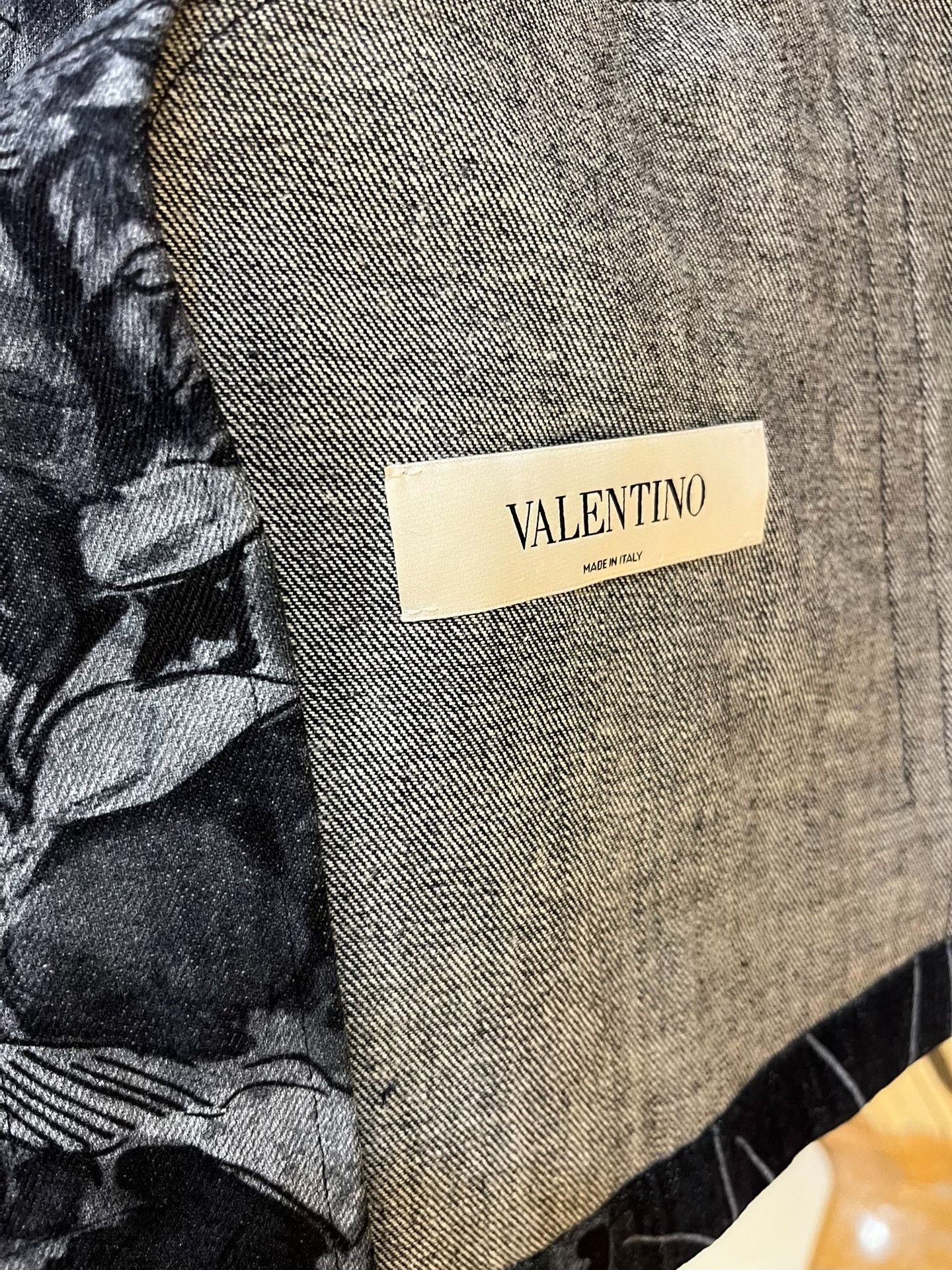 Valentino Valentino Tropical Oil Painting Denim Jacket Size US S / EU 44-46 / 1 - 6 Thumbnail