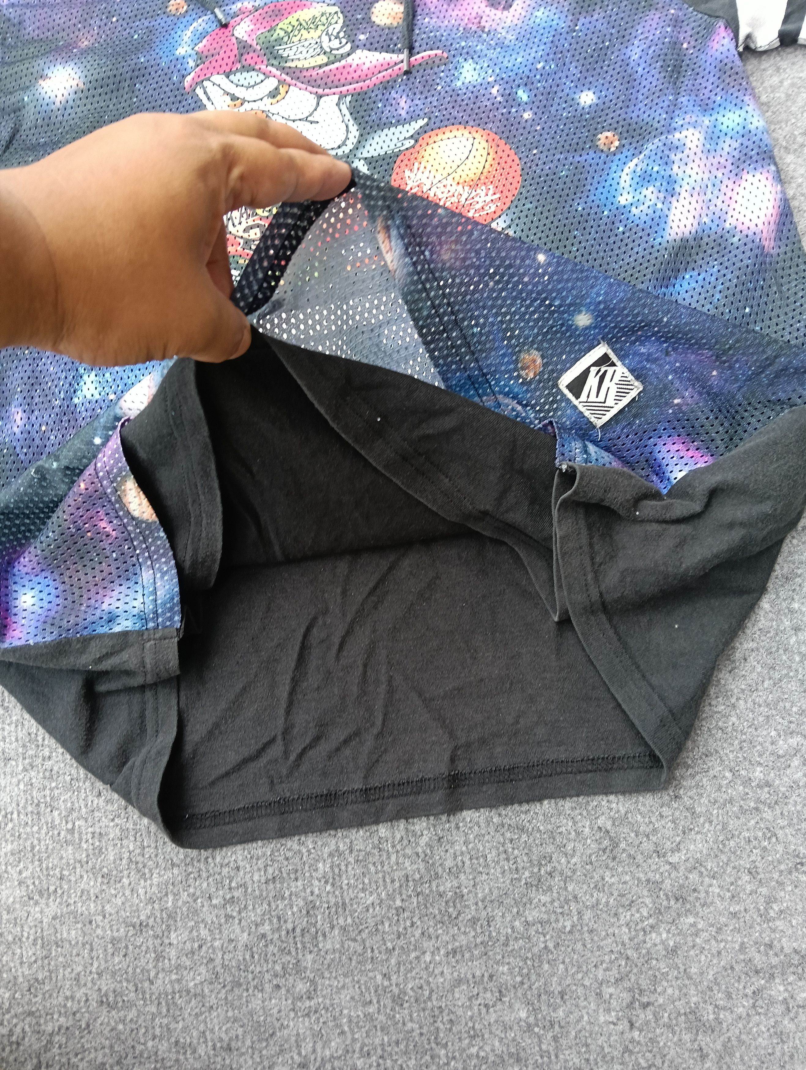 Anime × Duck Head × Japanese Brand Kazzrock Galaxy Space hoodie Tshirt. Size US M / EU 48-50 / 2 - 5 Thumbnail
