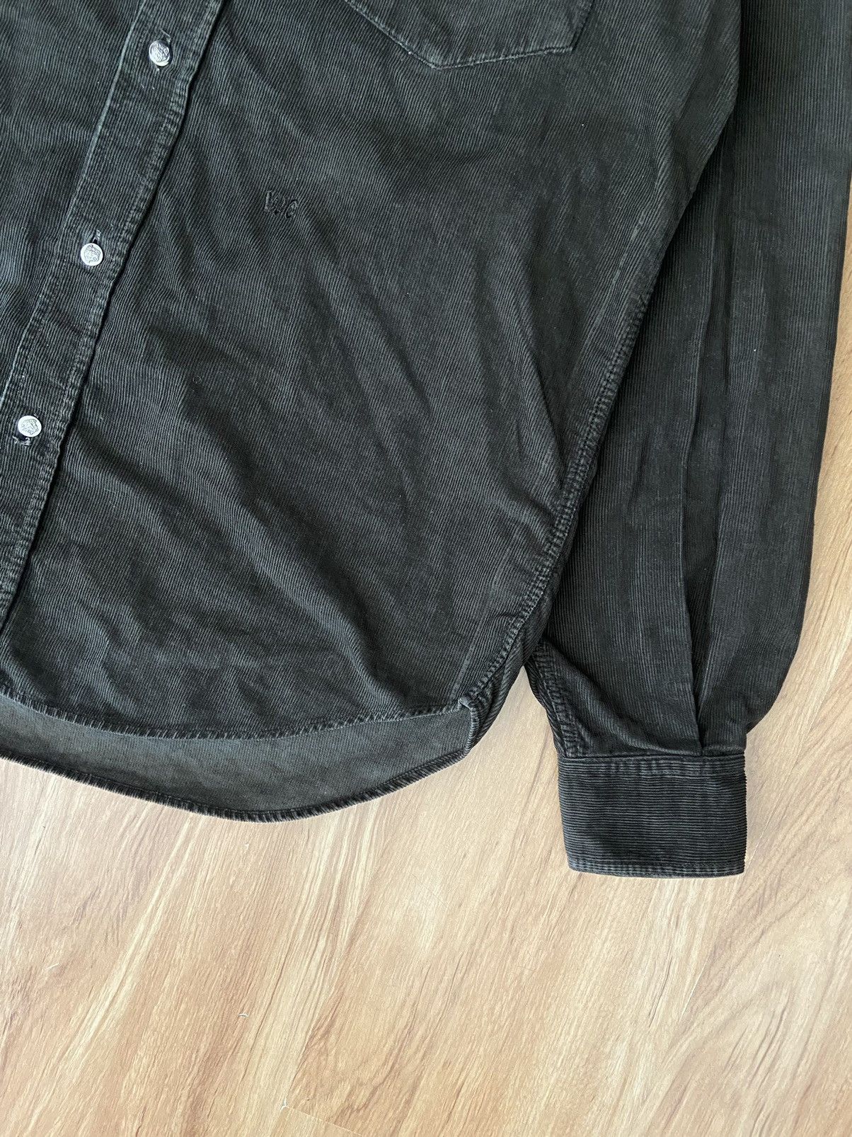 Versace Jeans Couture Versace Jeans Couture Corduroy Button Up Shirt Size M Size US M / EU 48-50 / 2 - 4 Thumbnail