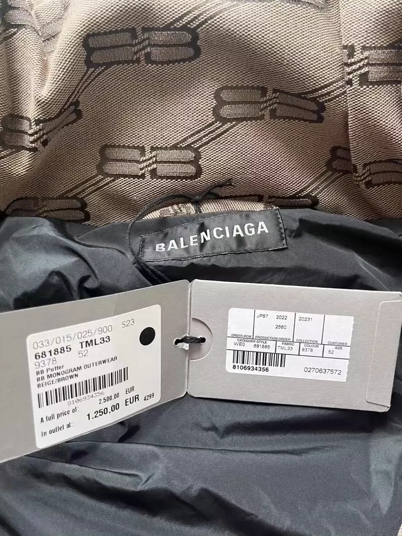 Balenciaga Balenciaga Monogram Logo Full Print Standing Collar Sunscr Size US L / EU 52-54 / 3 - 3 Thumbnail