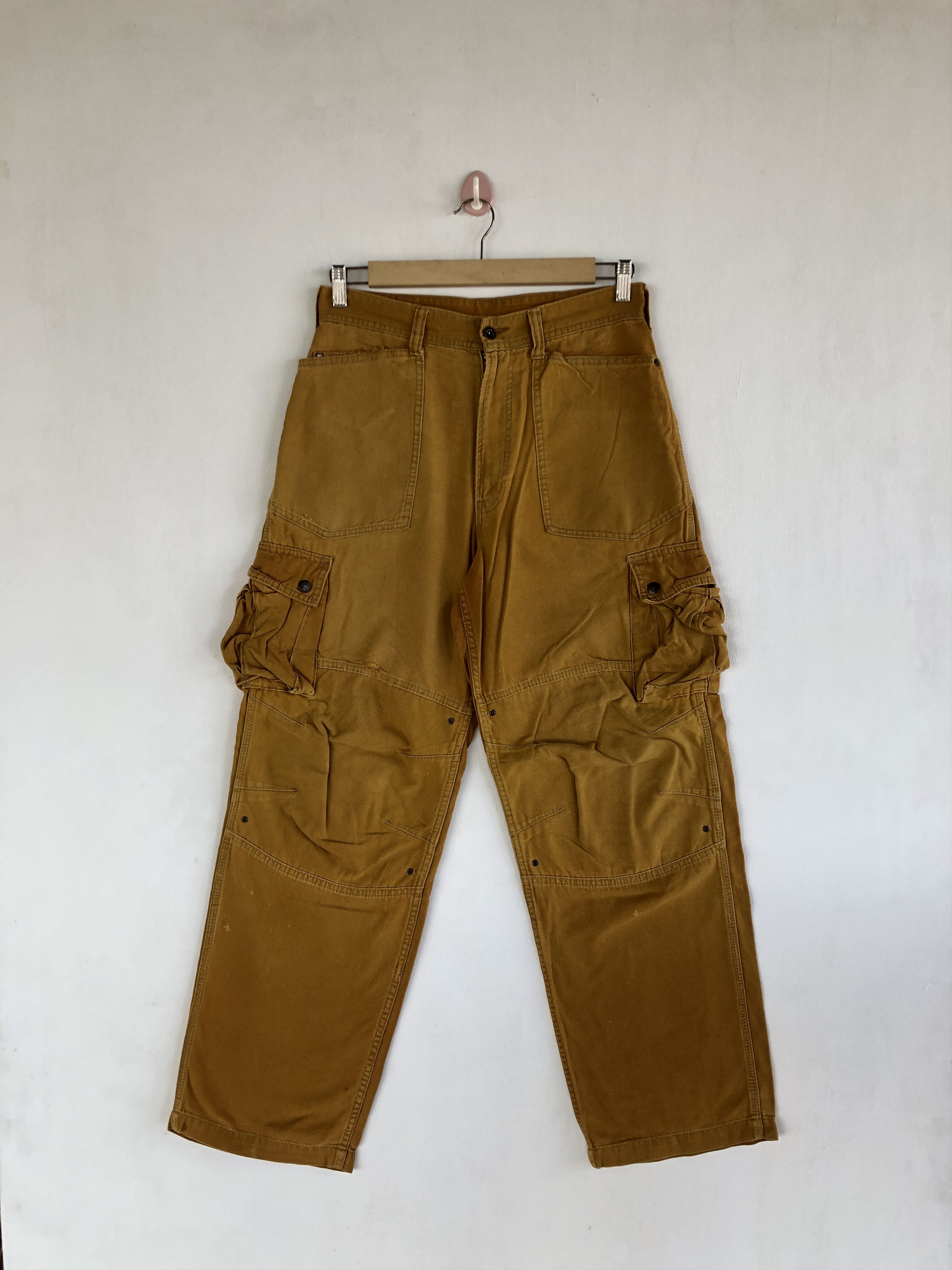 Japanese Brand Vintage Japanese Cargo Pants Multi Pocket Utility Trousers Size US 30 / EU 46 - 1 Thumbnail