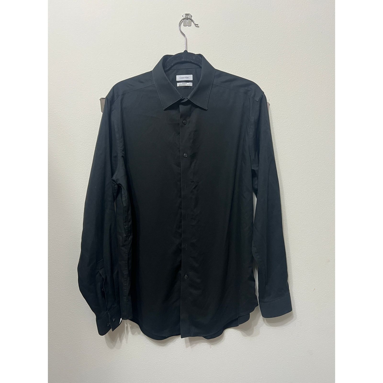 Calvin Klein Calvin Klein XL 17 34/35 Mens Slim Fit Non-Iron Dress Shirt |  Grailed