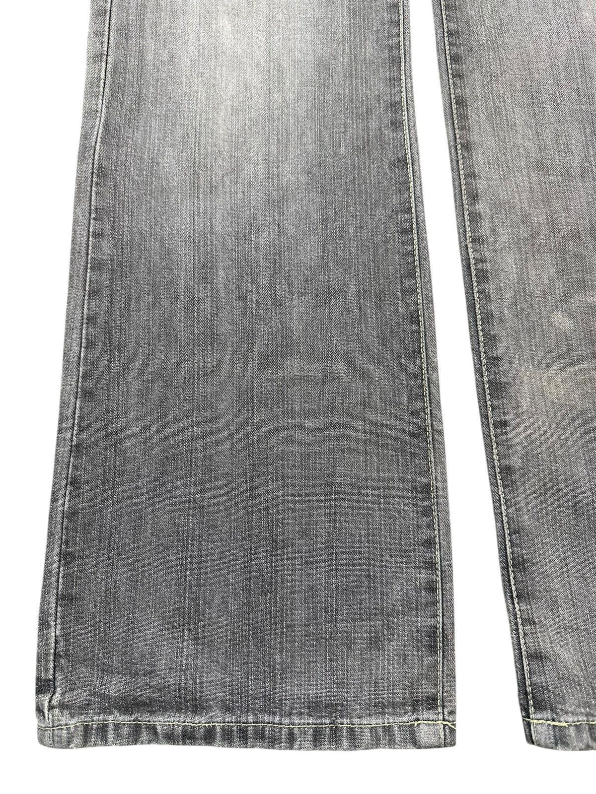 Japanese Brand Vintage Japanese Brand Faded Wash Distressed Style Jeans Size US 30 / EU 46 - 7 Thumbnail