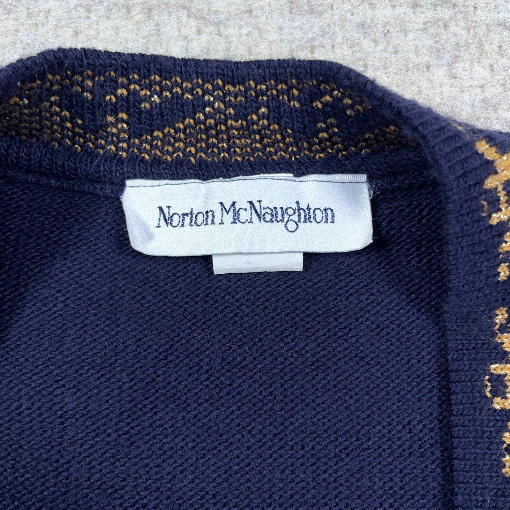 Vintage VINTAGE Norton McNaughton Cardigan Sweater Women Large Navy Medals Equestrian Dark Blue Wool? Size L / US 10 / IT 46 - 4 Thumbnail