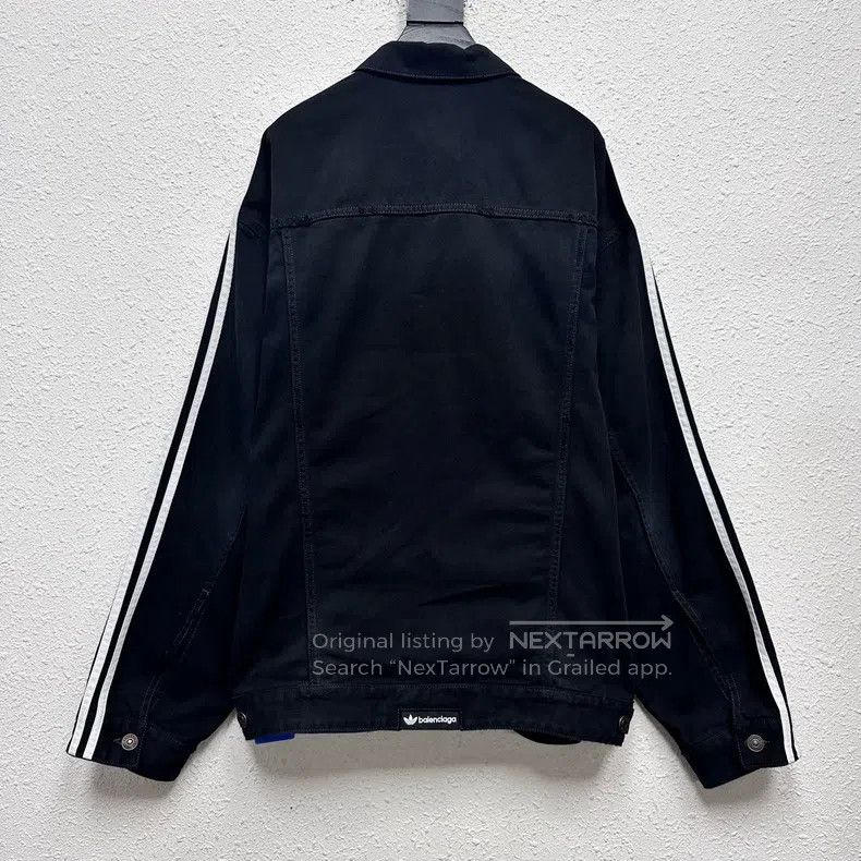 Balenciaga Balenciaga Distressed washed denim jacket Size US S / EU 44-46 / 1 - 2 Thumbnail