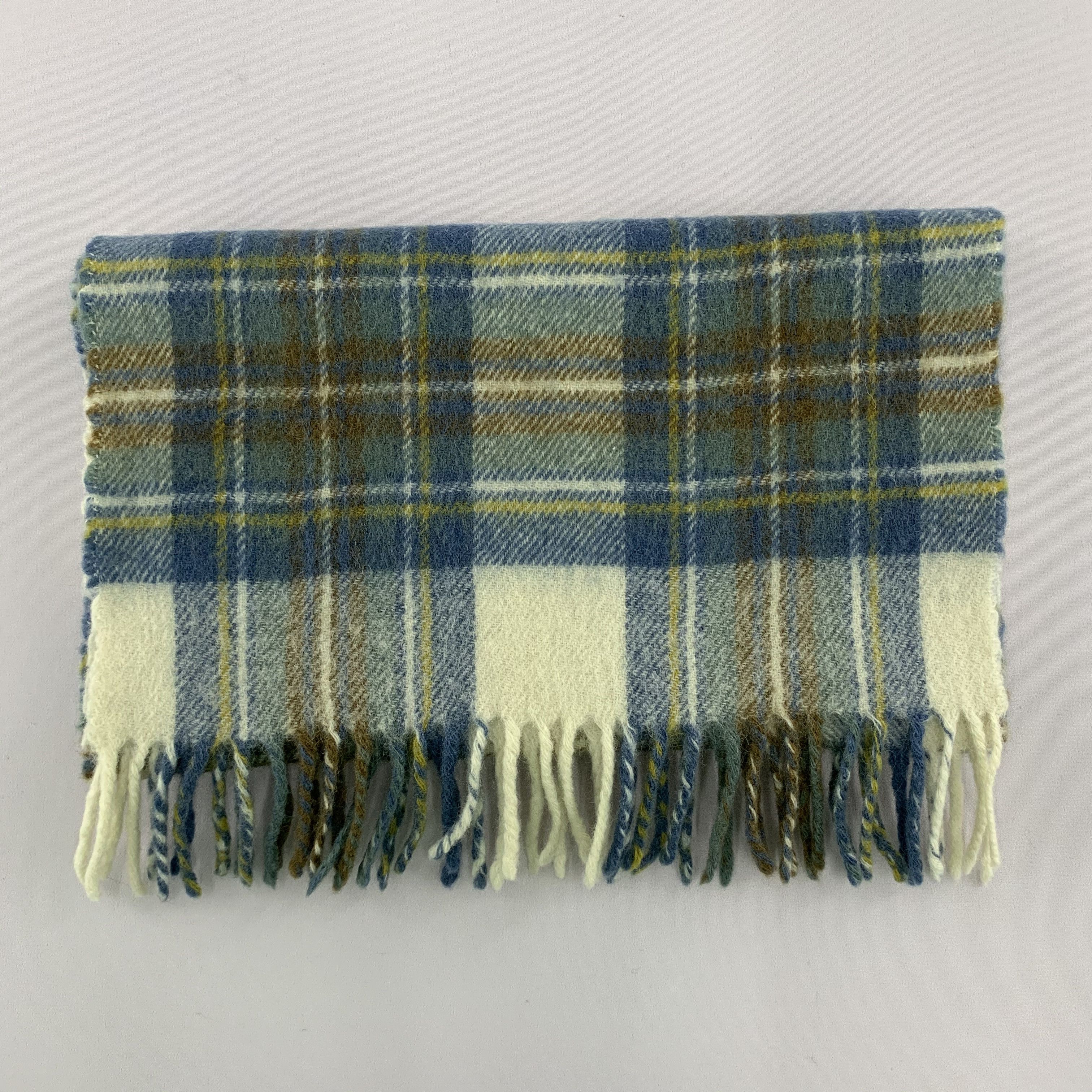 Johnstons Of Elgin Johnstons Of Elgin Scarf Wool Muffler Neck Wrap BL5038 Size ONE SIZE - 3 Thumbnail