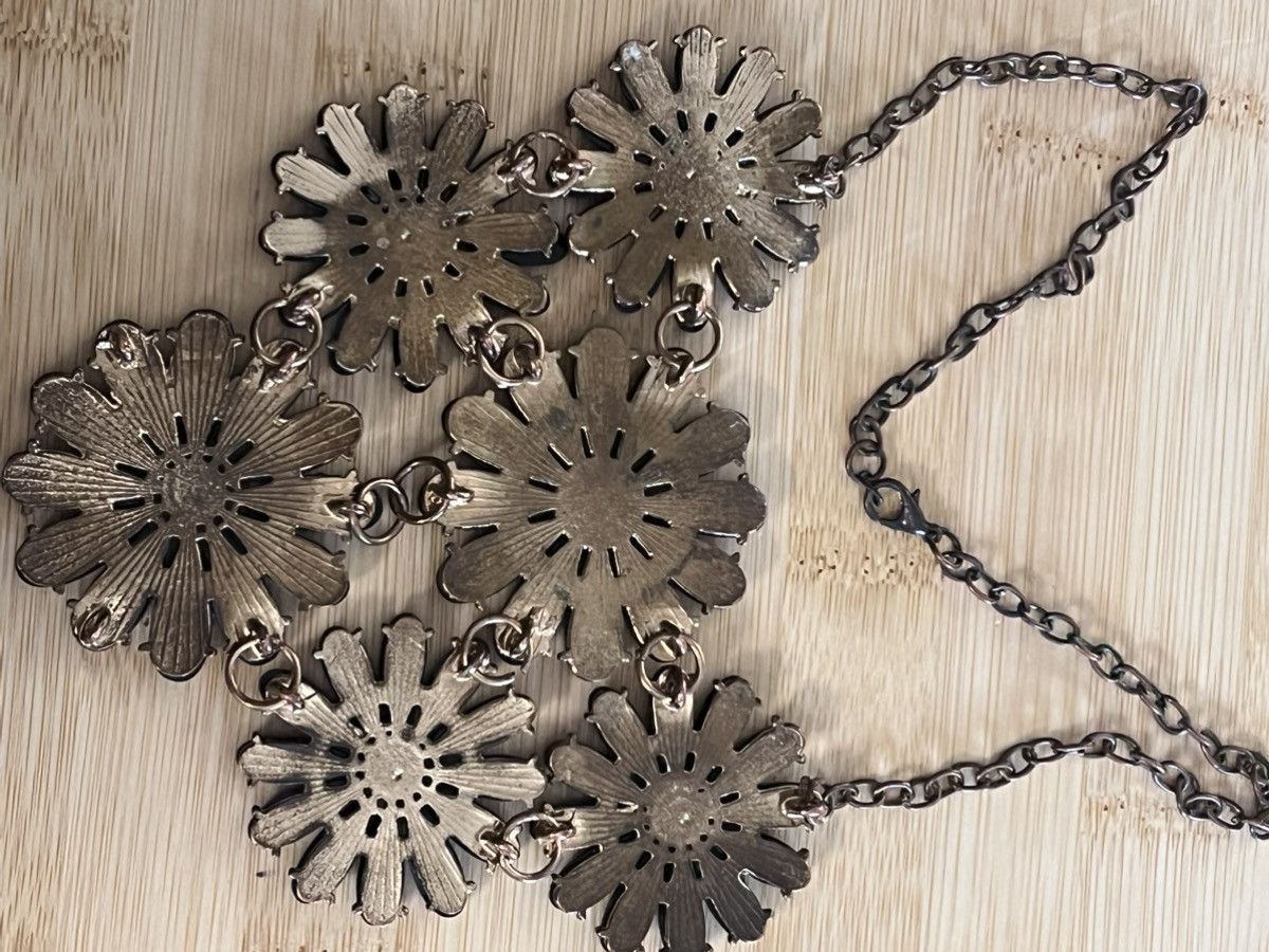 Other Y2K Black Faceted Crystal Daisy Flower Statement Necklace Size ONE SIZE - 5 Thumbnail