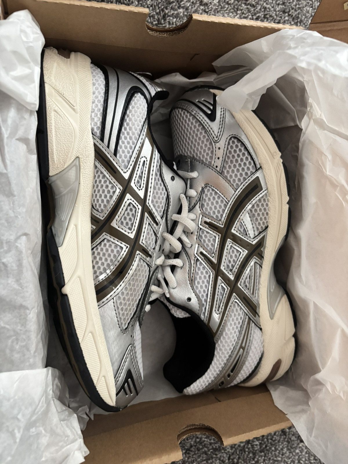 Asics ASICS Gel-1130 White Clay Canyon Size US 8 / EU 41 - 1 Thumbnail