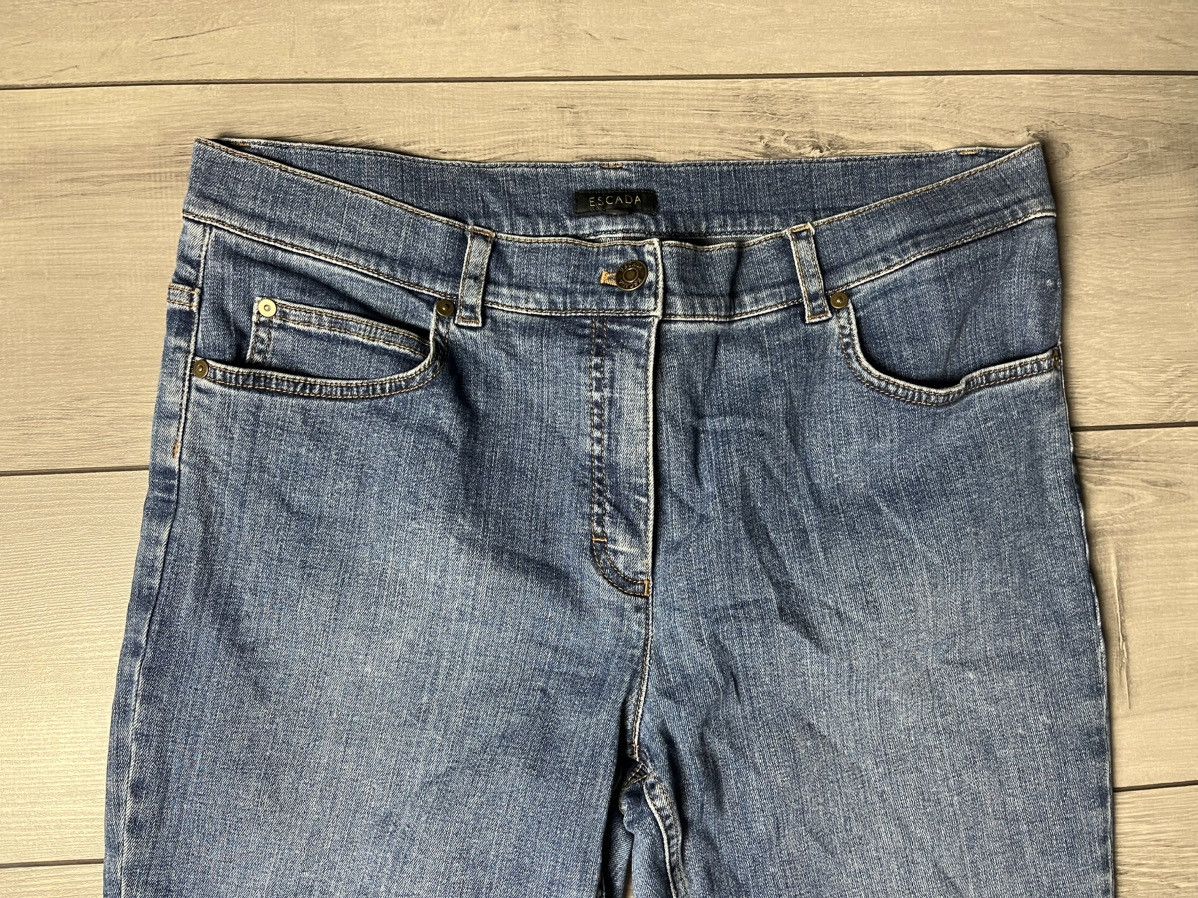 Escada Escada womans basic jeans size 42 Size 28" / US 6 / IT 42 - 3 Thumbnail