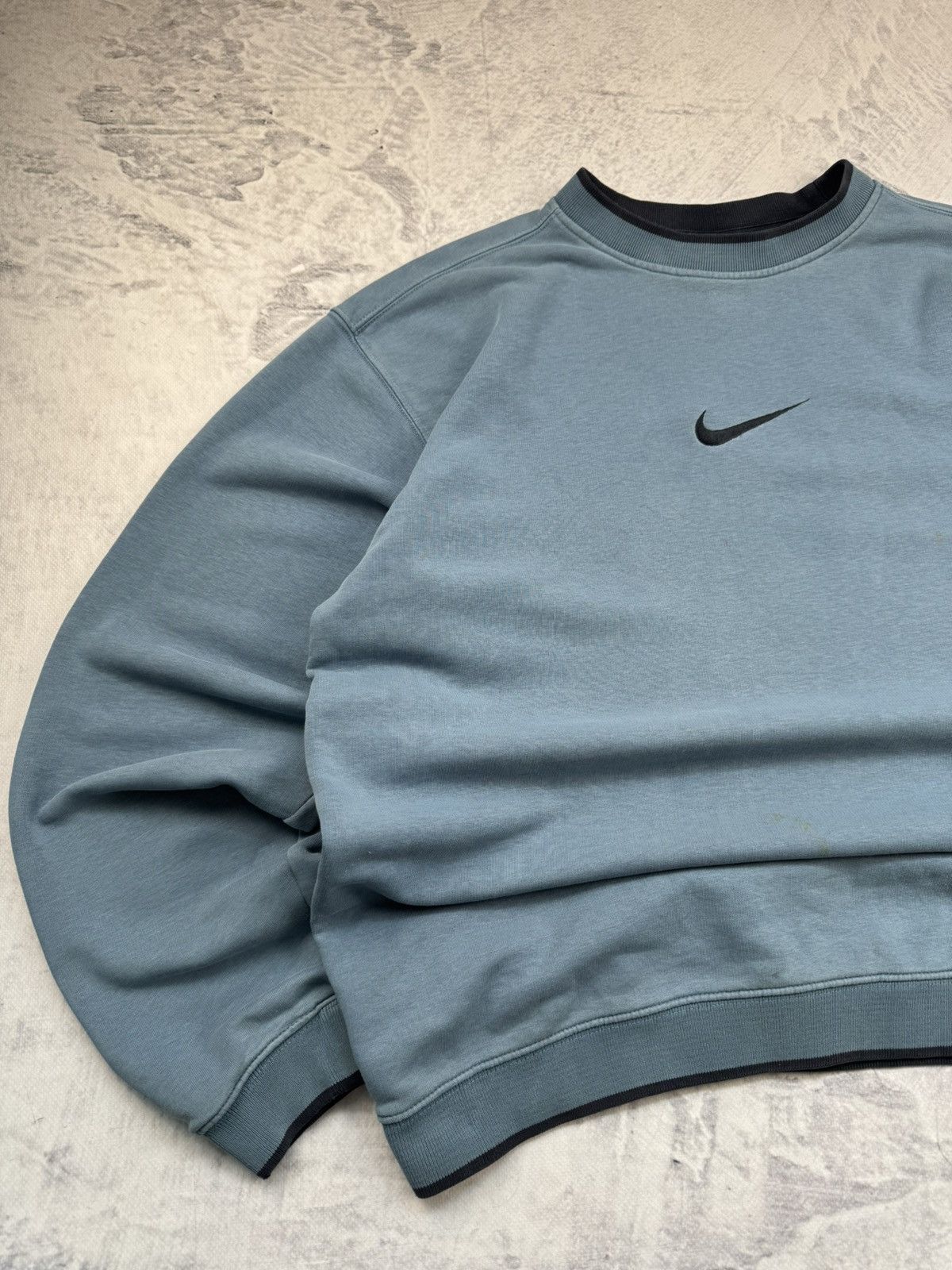 Nike × Vintage NIKE VINTAGE CENTER LOGO OVERSIZE BOXY SWEATSHIRT Size US XL / EU 56 / 4 - 2 Thumbnail