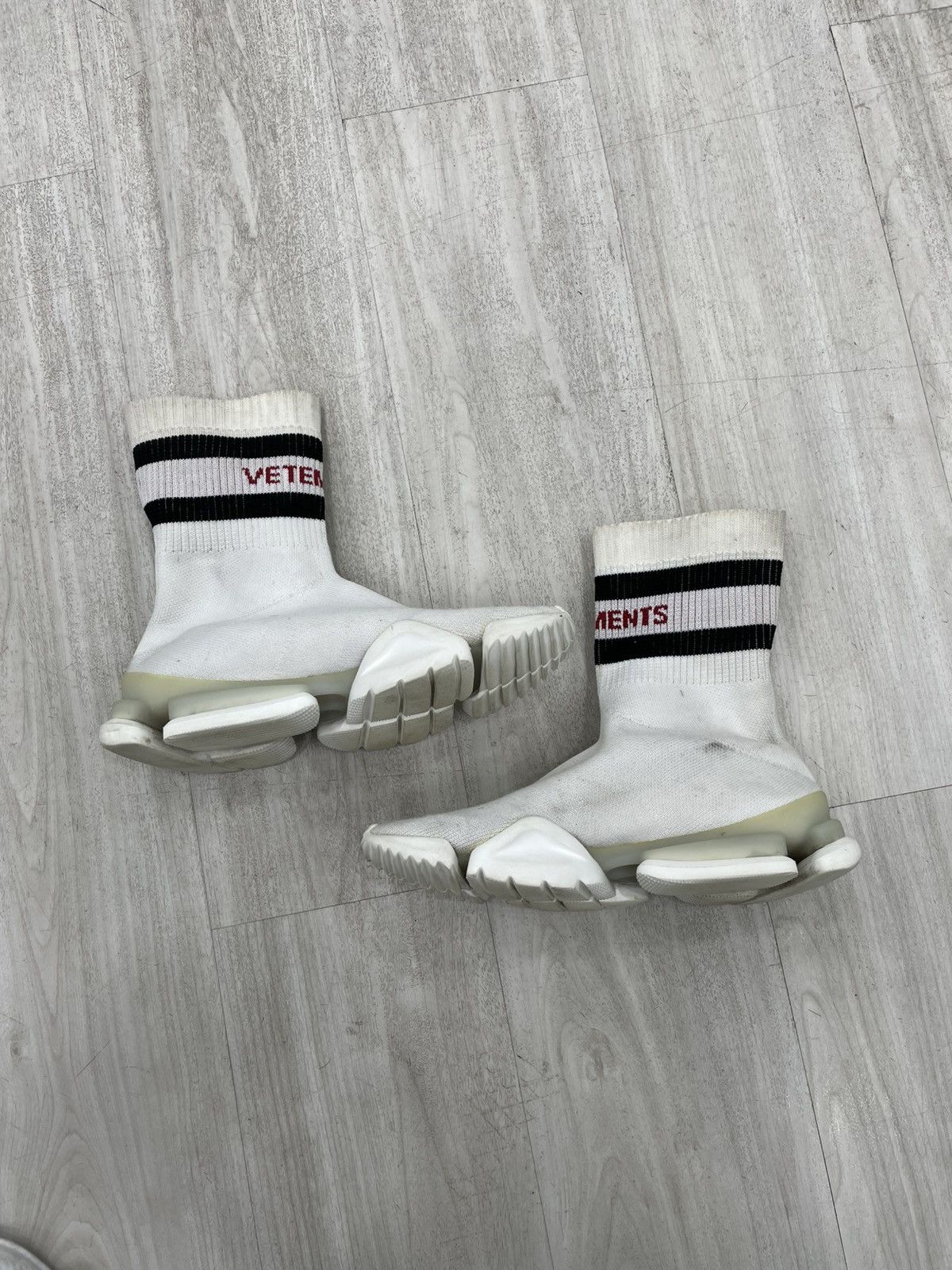 Reebok × Vetements Reebok x vetements sock trainers for women Size US 4.5 / IT 34.5 - 8 Thumbnail