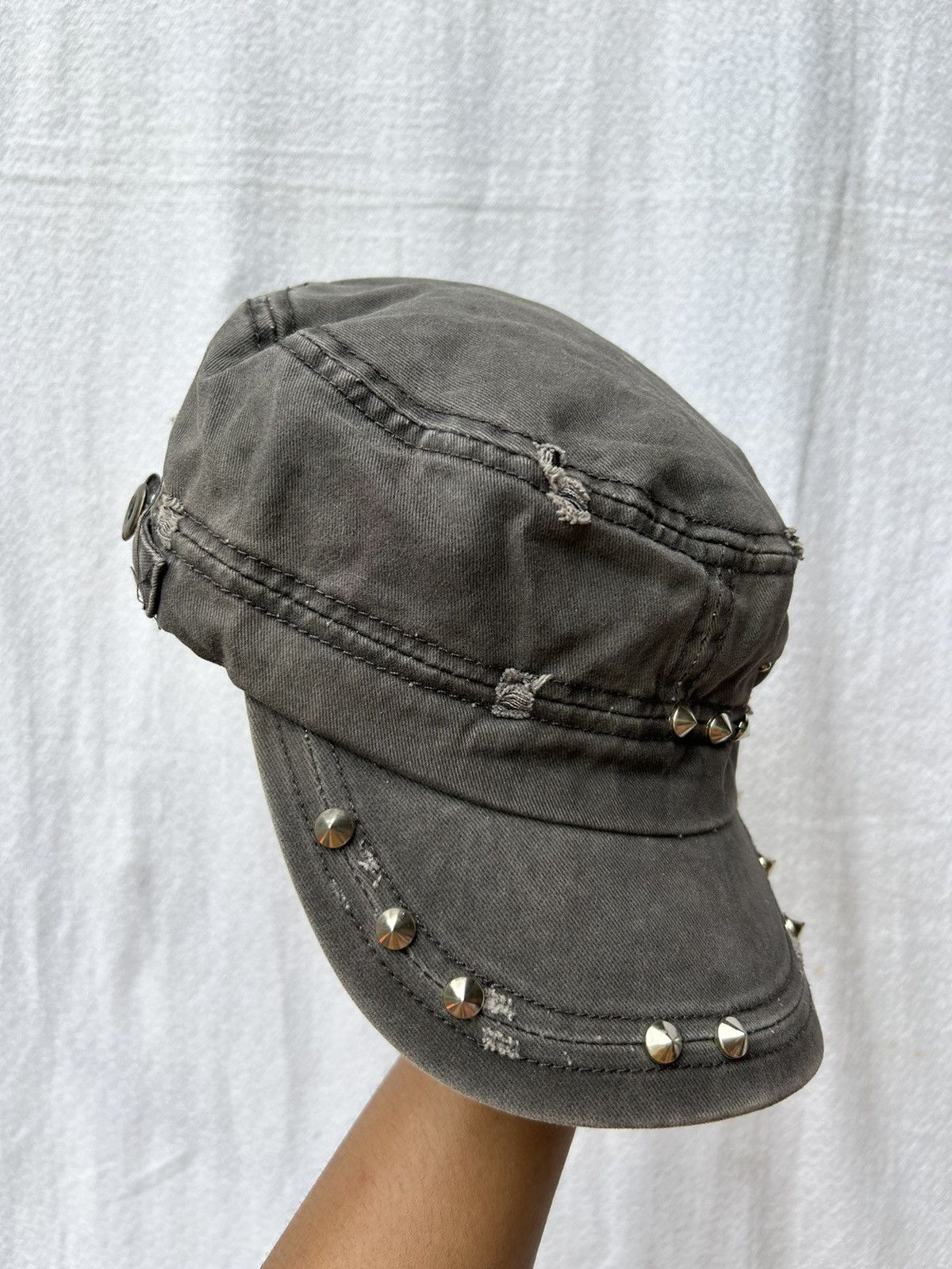 If Six Was Nine × Japanese Brand × Le Grande Bleu (L.G.B.) Distressed studded gothic style hats Size ONE SIZE - 3 Thumbnail
