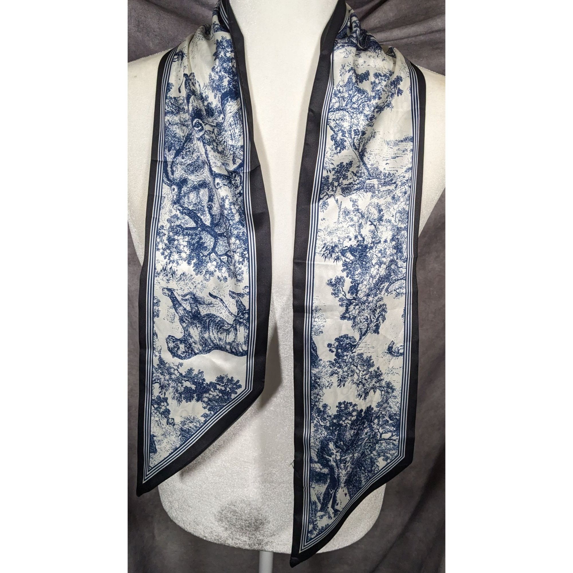 Other Animal Themed Blue And White Reversible Lightweight Scarf Size ONE SIZE - 6 Thumbnail