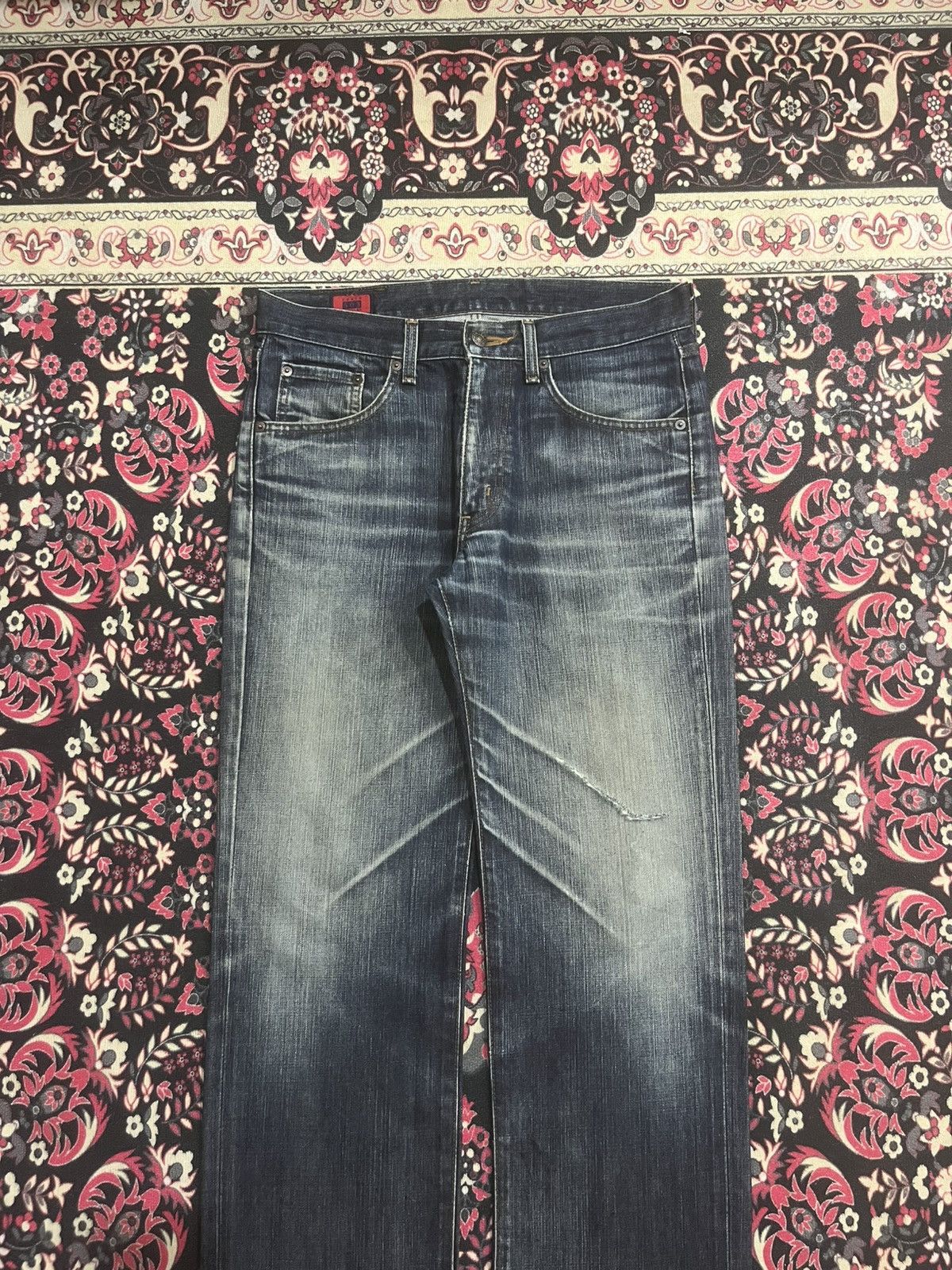 Edwin Edwin 503ZZ Dark Blue Faded Whisker Ripped Straight Leg Jean Size US 31 - 3 Thumbnail