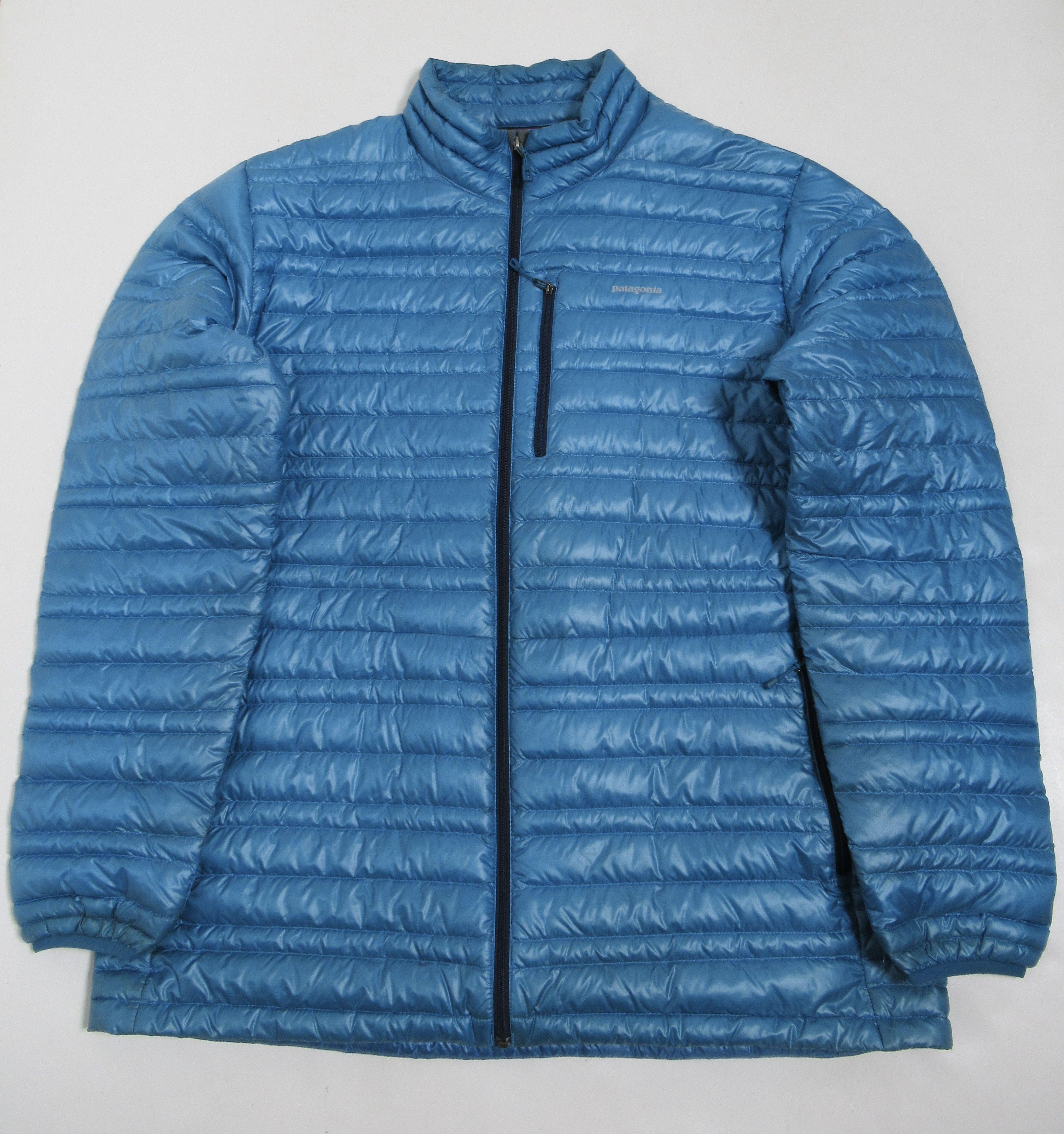 Patagonia Patagonia Ultralight Down Jacket UWTB 84757FA15 Size US XL / EU 56 / 4 - 1 Thumbnail