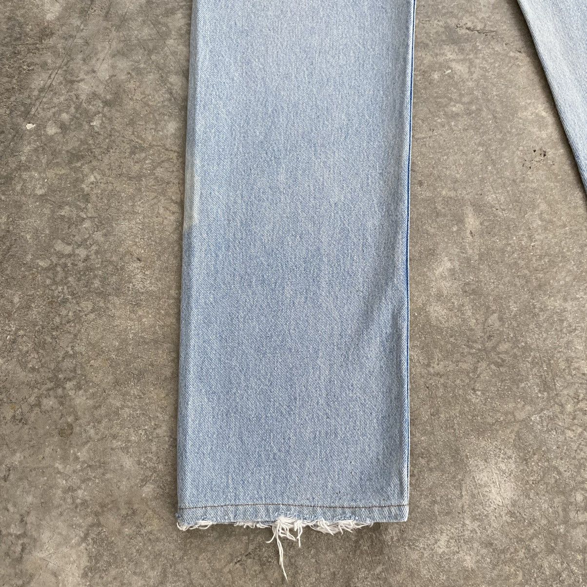 Levi's Size 27x29.5 Vintage 1990 Levis 501 Light Blue Denim Jeans Size US 27 - 17 Thumbnail