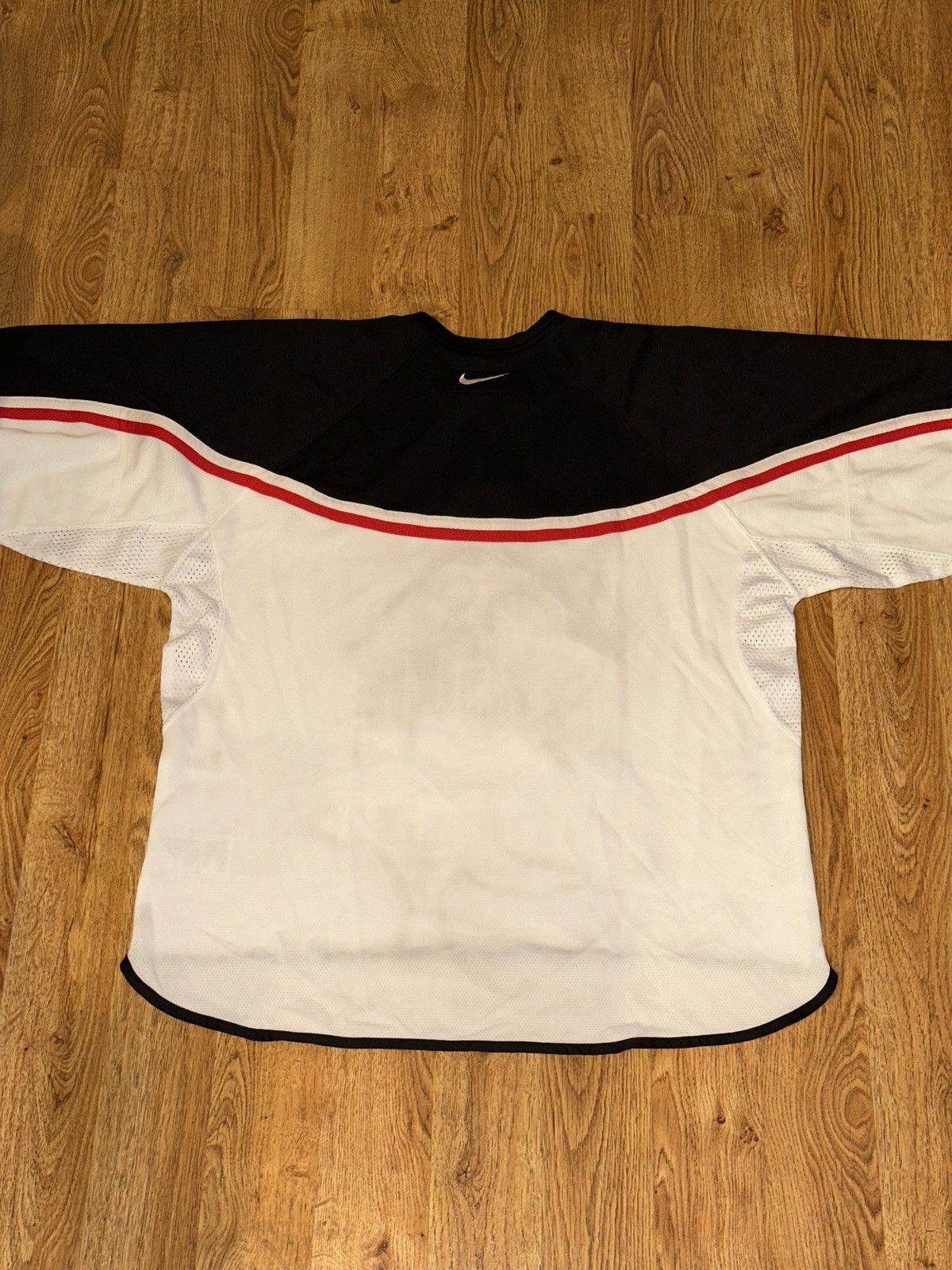 Nike Vtg NIKE Ohio State Hockey Jersey Buckeyes MEDIUM FITS LG Size US L / EU 52-54 / 3 - 6 Thumbnail