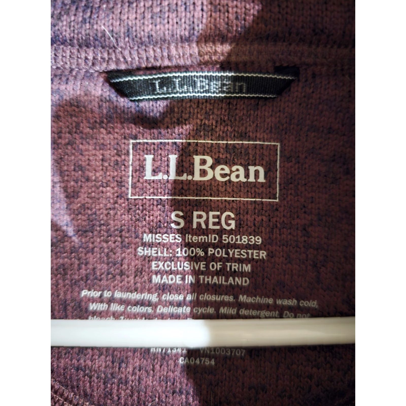 Vintage VINTAGE L.L. Bean Nylon 3 in 1 Hooded Jacket Zip-out Fleece Liner Womens Small Plum Reg Jacket Size S / US 4 / IT 40 - 5 Thumbnail