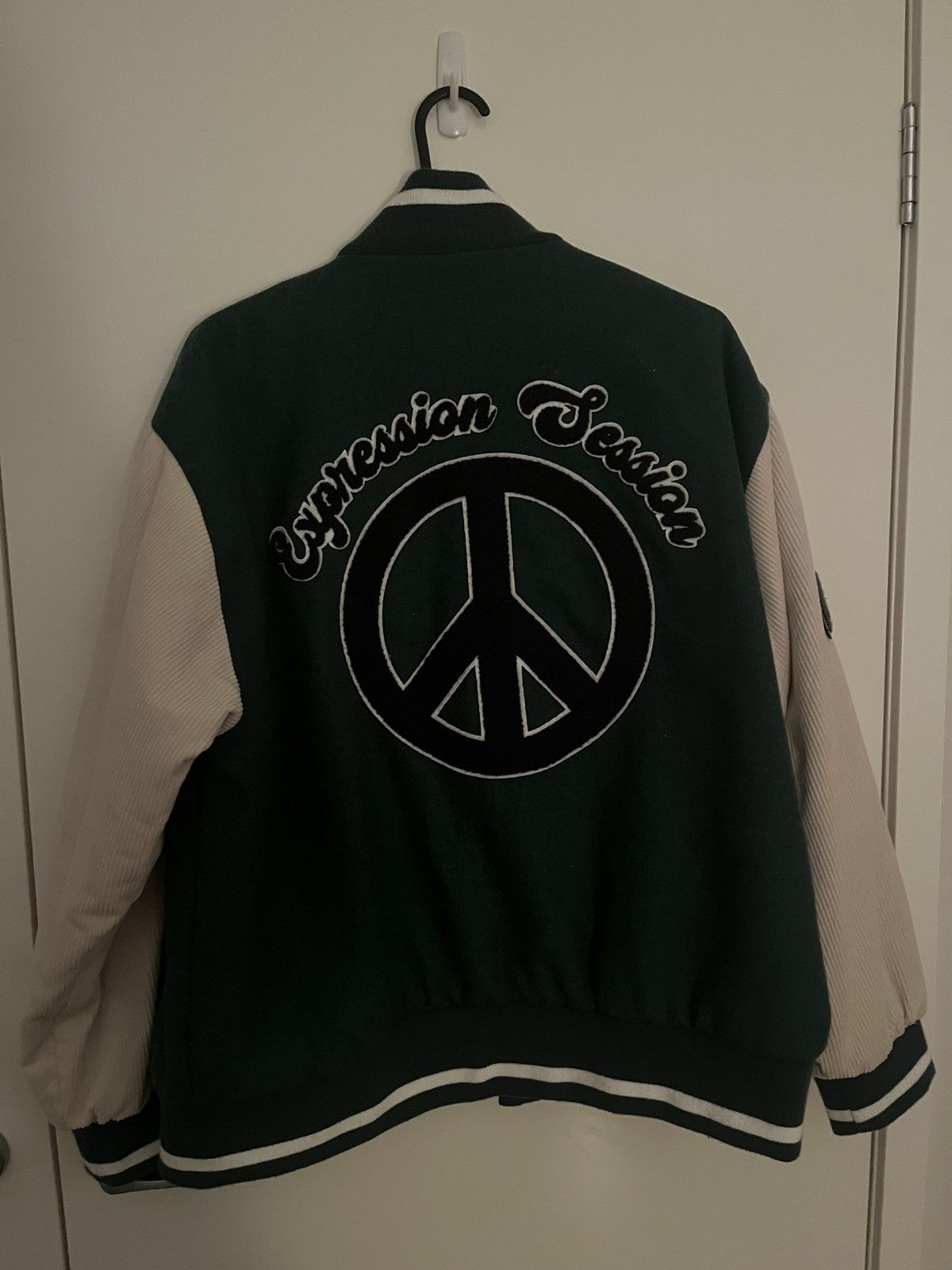 Other green/beige peace varsity jacket Size US M / EU 48-50 / 2 - 2 Thumbnail