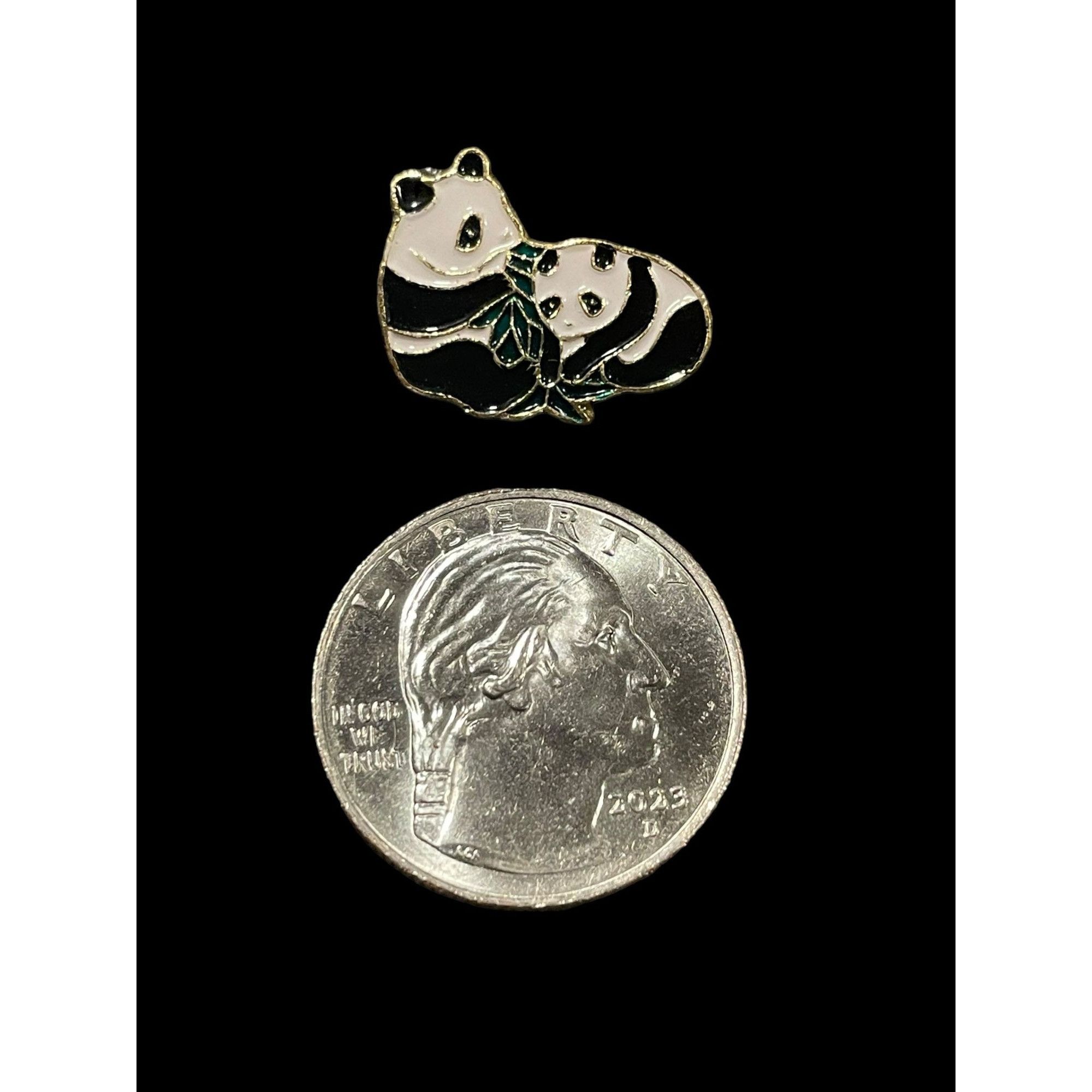 Vintage Vintage Panda Bears Enamel Brooch Pin Made in China Size ONE SIZE - 4 Thumbnail