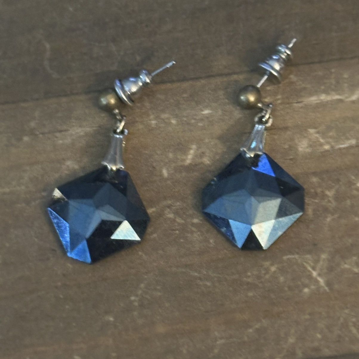 Vintage Vintage blue crystal dangle post earrings Size ONE SIZE - 3 Thumbnail