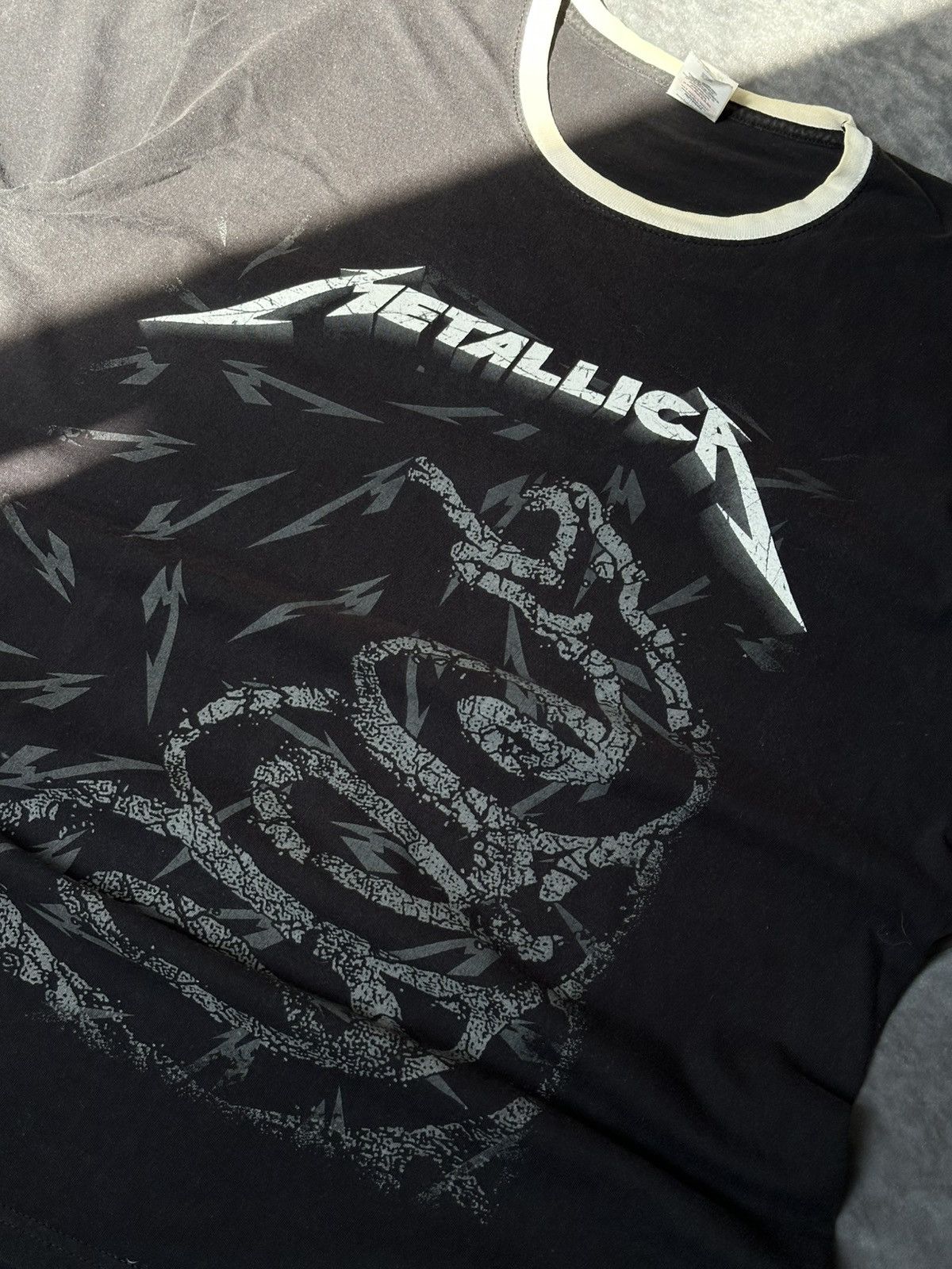 Band Tees Vintage Metallica Full Print Tee Size US XL / EU 56 / 4 - 4 Thumbnail
