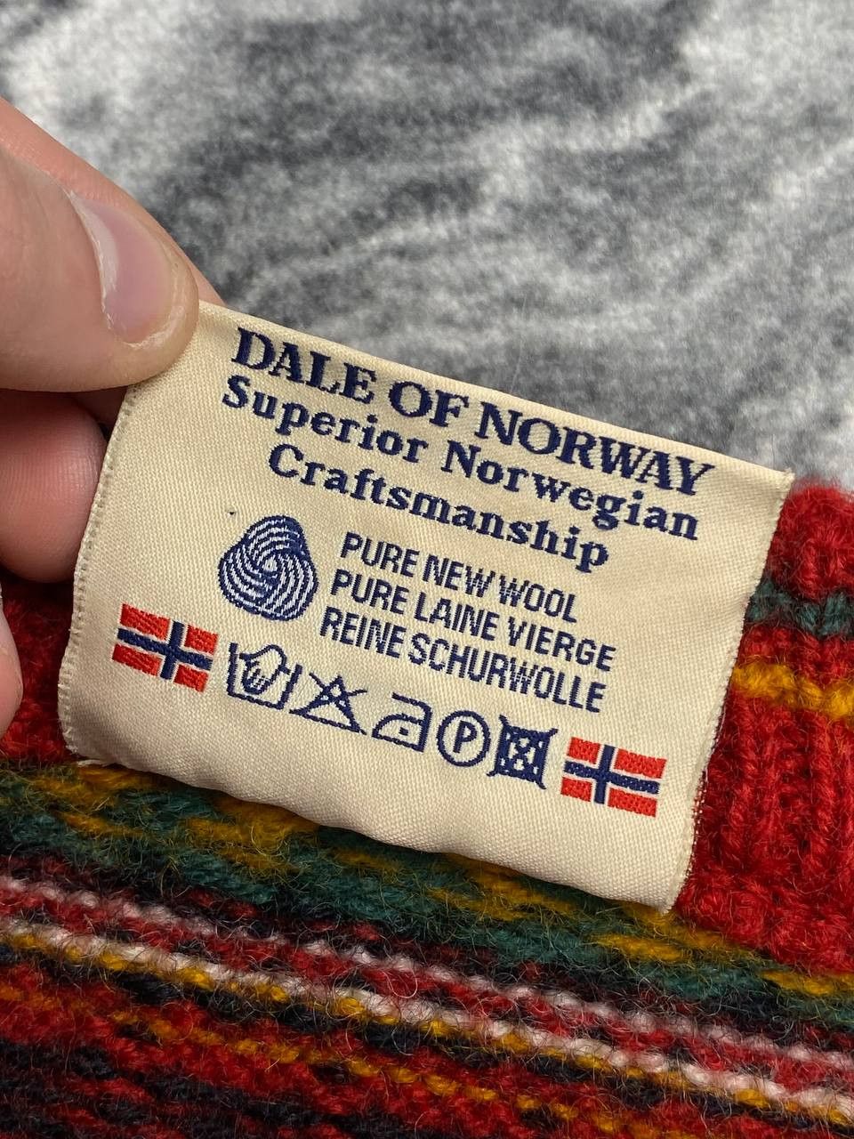 Dale Of Norway Dale Of Norway Knit Wool Swearer 1/4 Zip Big Logo Men Size US L / EU 52-54 / 3 - 7 Thumbnail