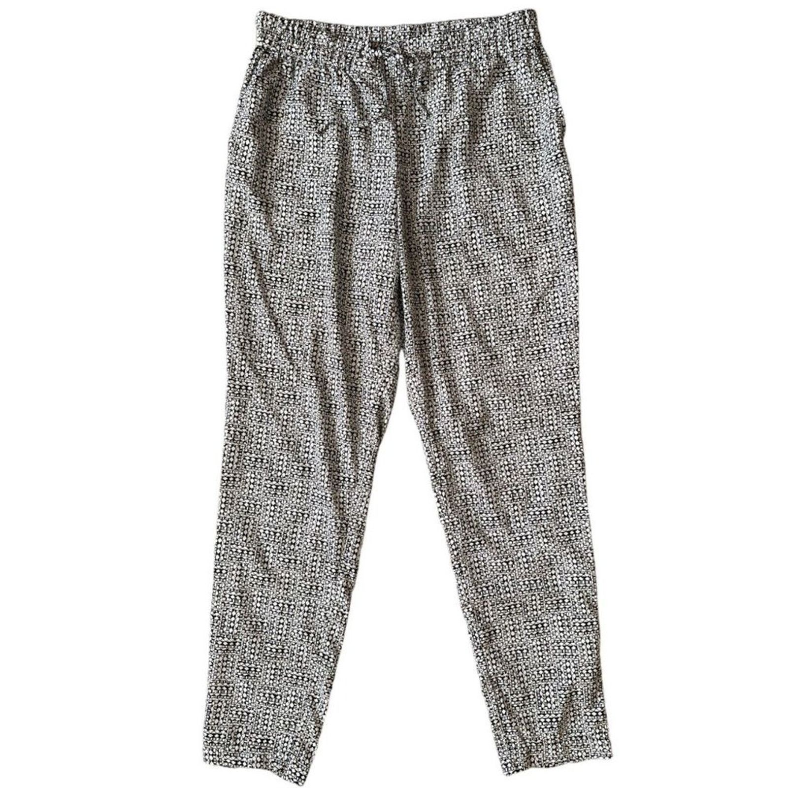 Liz Claiborne Liz Clairborne Black White Geometric Print Pants, S Size 30" / US 8 / IT 44 - 1 Thumbnail