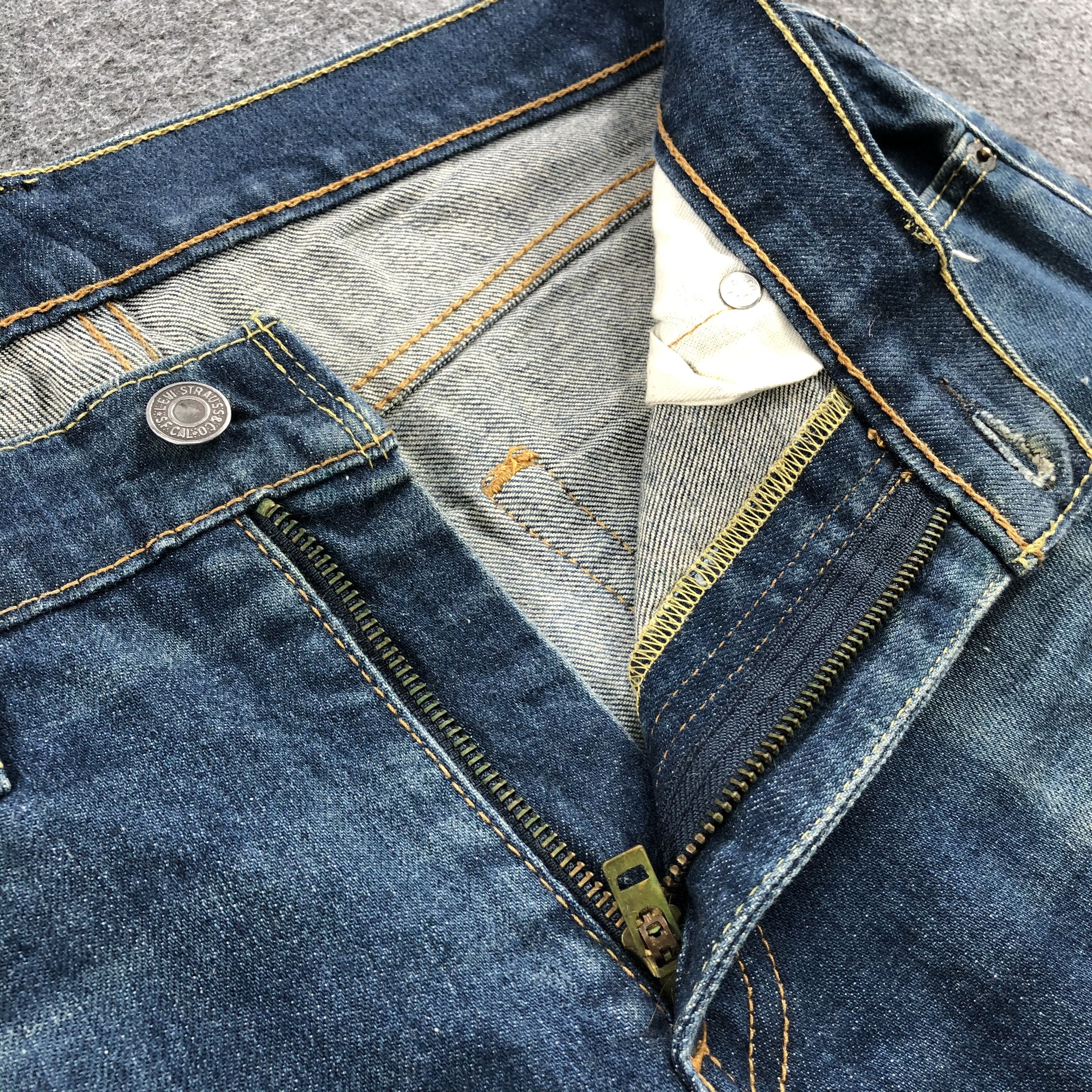 Levi's Vintage Levis 511 Jeans Blue Wash Denim KJ511 Size US 33 - 7 Thumbnail