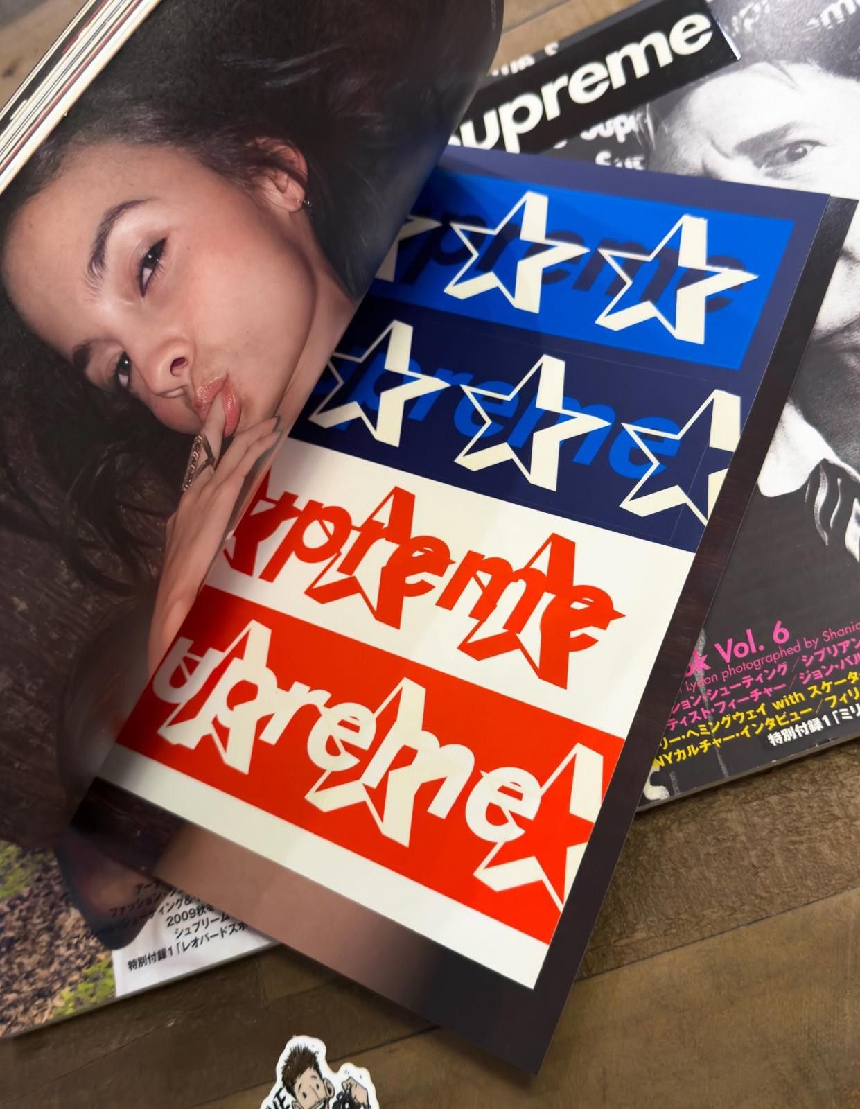 Supreme Supreme Book / Mook Complete Set VOL 1-6 (ALL STICKERS) Size ONE SIZE - 11 Thumbnail