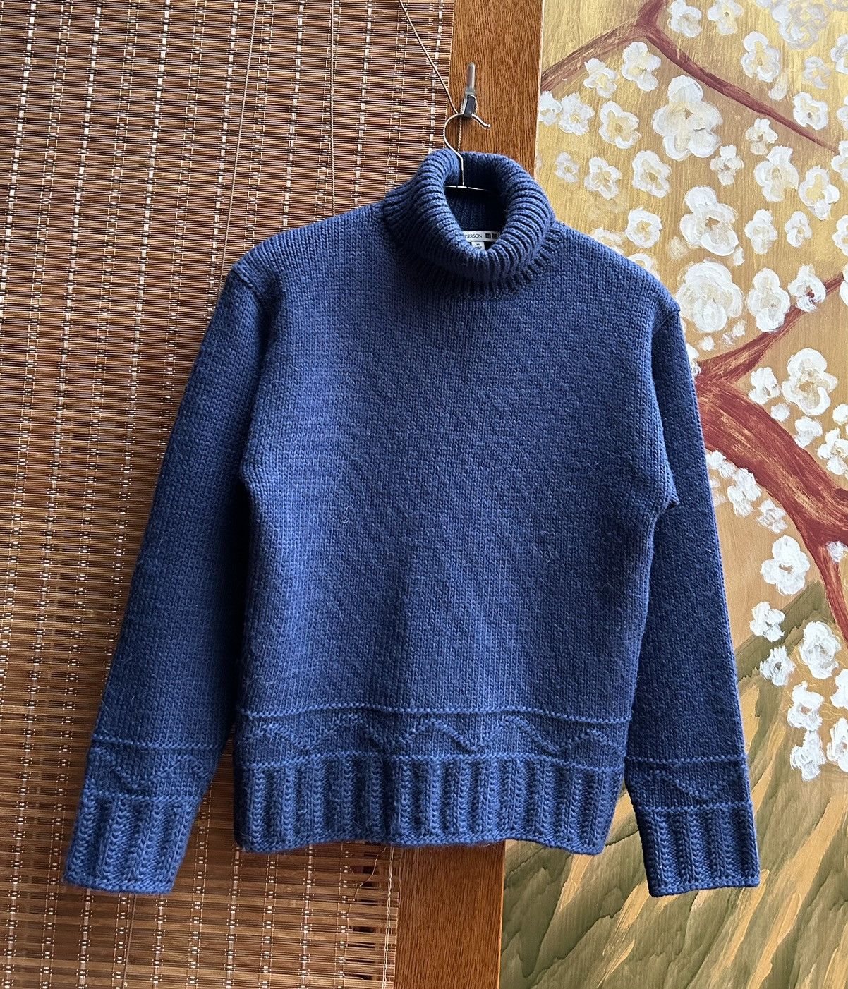 JW Anderson × Japanese Brand × Uniqlo Uniqlo X JW Anderson Low Gauge Turtle Neck Wool Sweater Size XS / US 0-2 / IT 36-38 - 1 Thumbnail