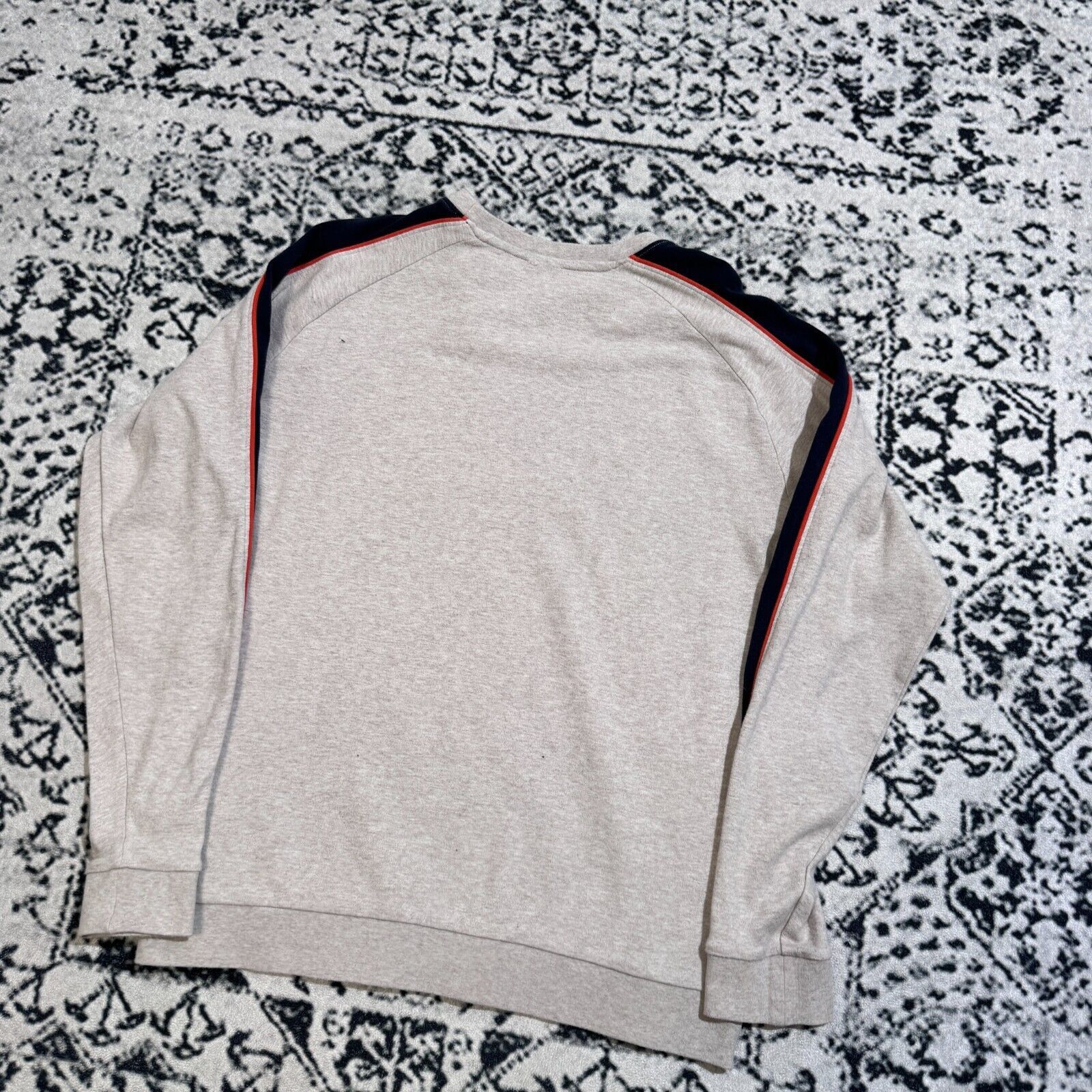 Hugo Boss × Vintage Vintage Hugo Boss Gray Cotton Crewneck Size S Y2K 90s Logo Size US S / EU 44-46 / 1 - 14 Thumbnail