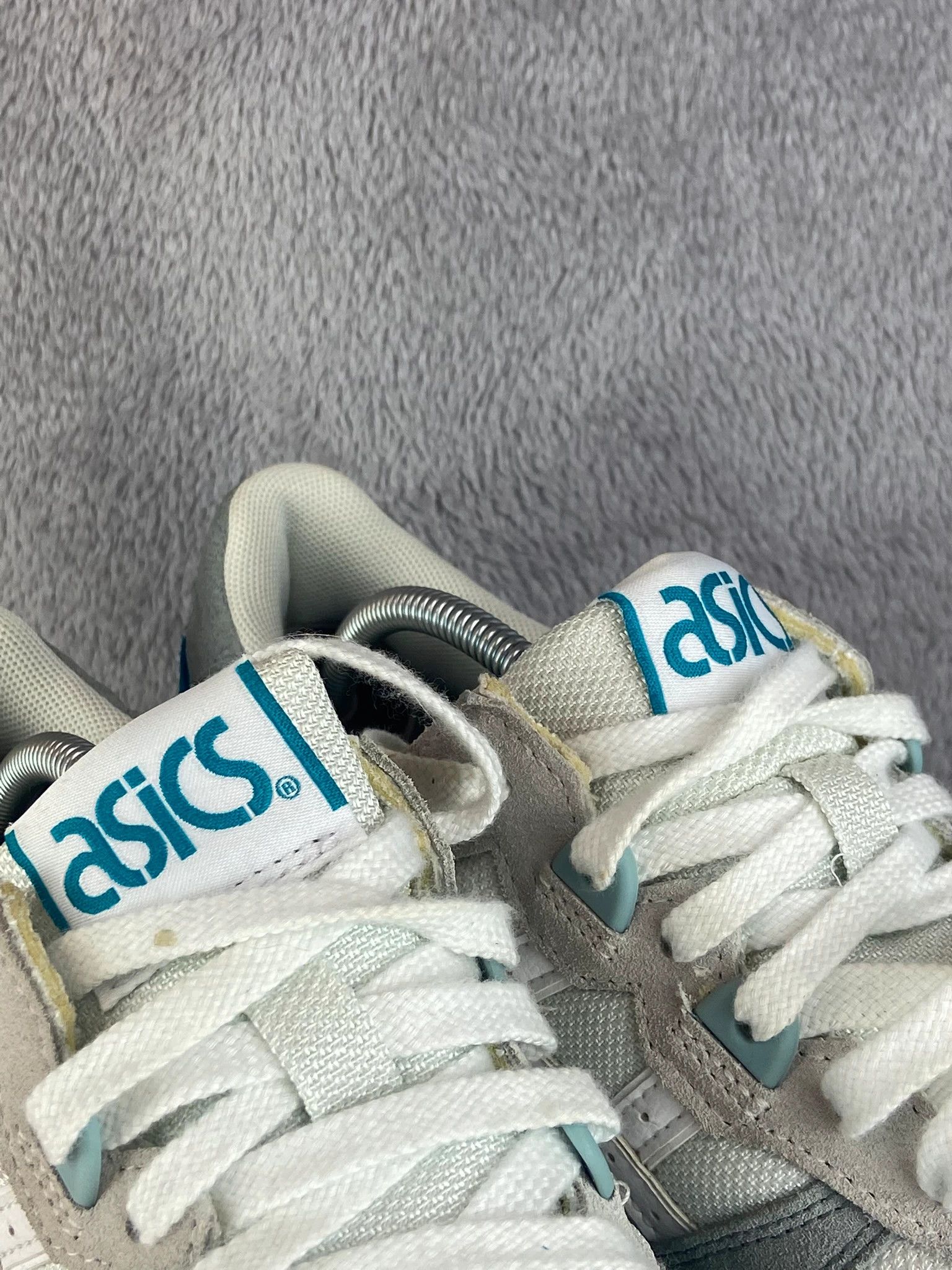 Asics Asics sneakers white blue gel retro running Size US 9 / EU 42 - 6 Thumbnail