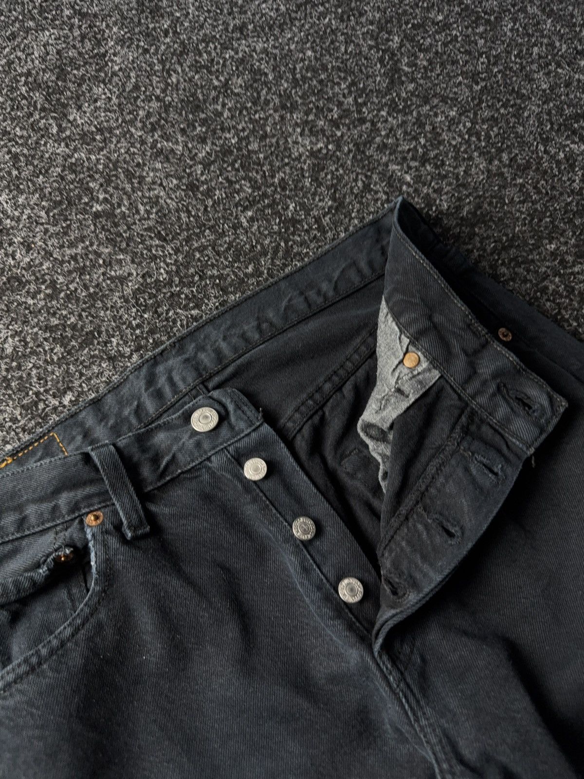 Levi's Vintage Levi’s 501 Black Jeans W30 L32 Made in Mexico Size US 30 / EU 46 - 4 Thumbnail