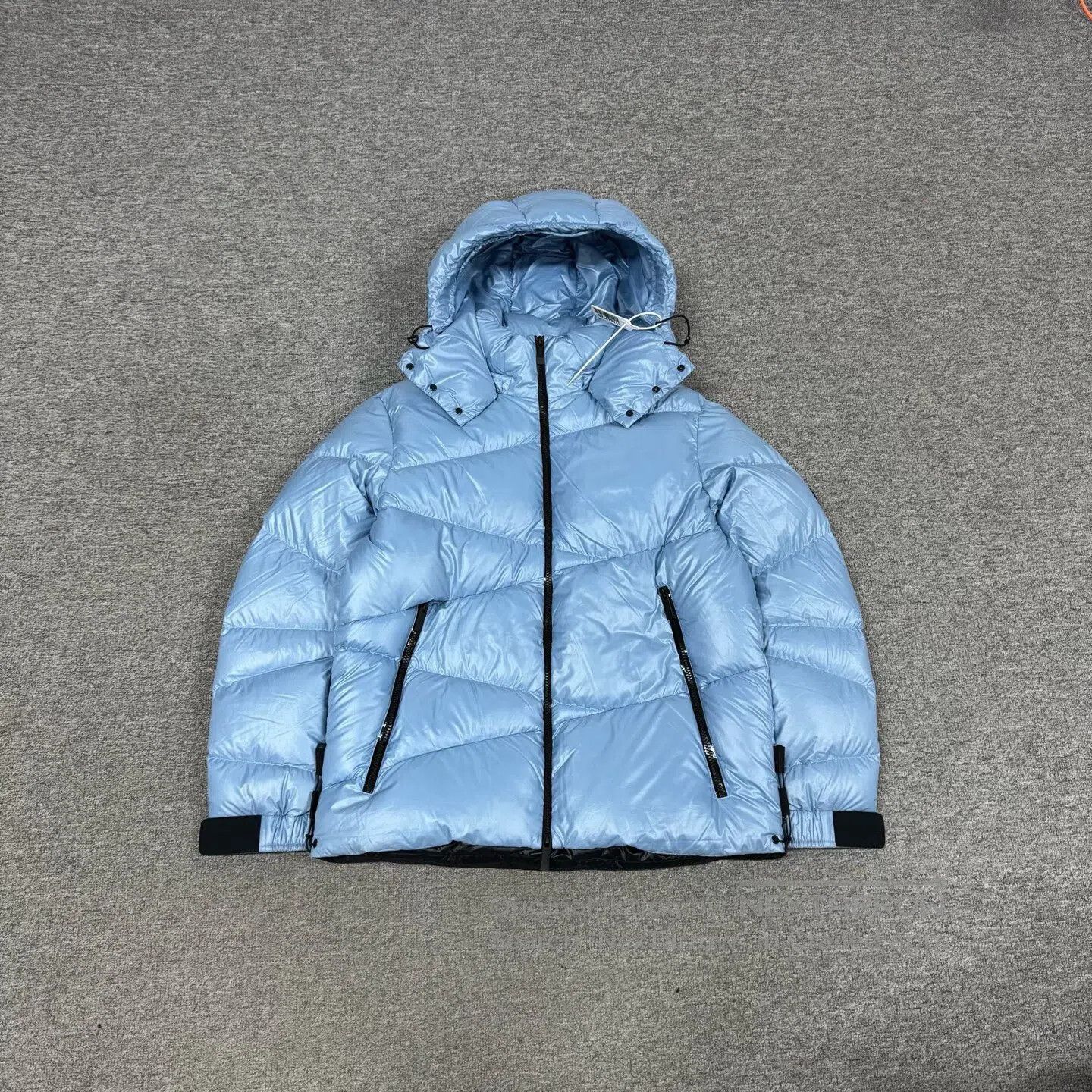 Moncler Moncler Yonne series; black logo; assembled piece; hooded Size US M / EU 48-50 / 2 - 1 Thumbnail