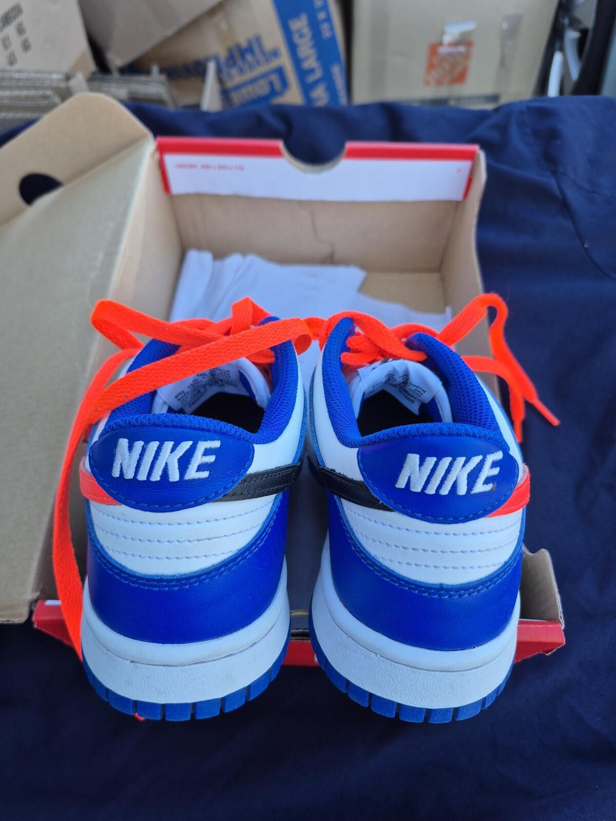 Nike Nike Dunk Lows White/ Bright Crimson Size 5.5Y -Super Clean! Size US 5.5 / EU 38 - 3 Thumbnail