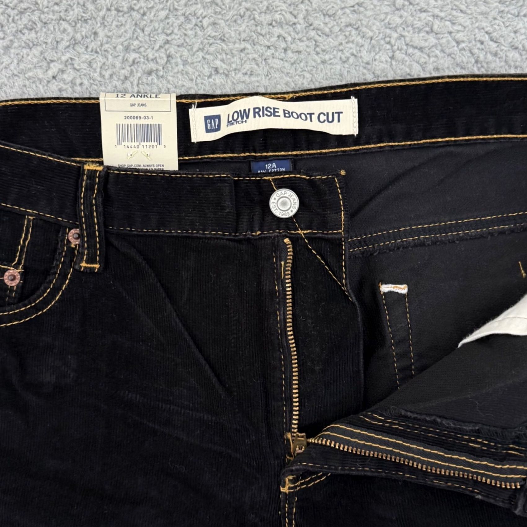 Gap VINTAGE Gap Pants Women 12 Black Corduroy Low Rise Bootcut 36x30 Stretch NWT Size 34" / US 12 / IT 48 - 4 Thumbnail