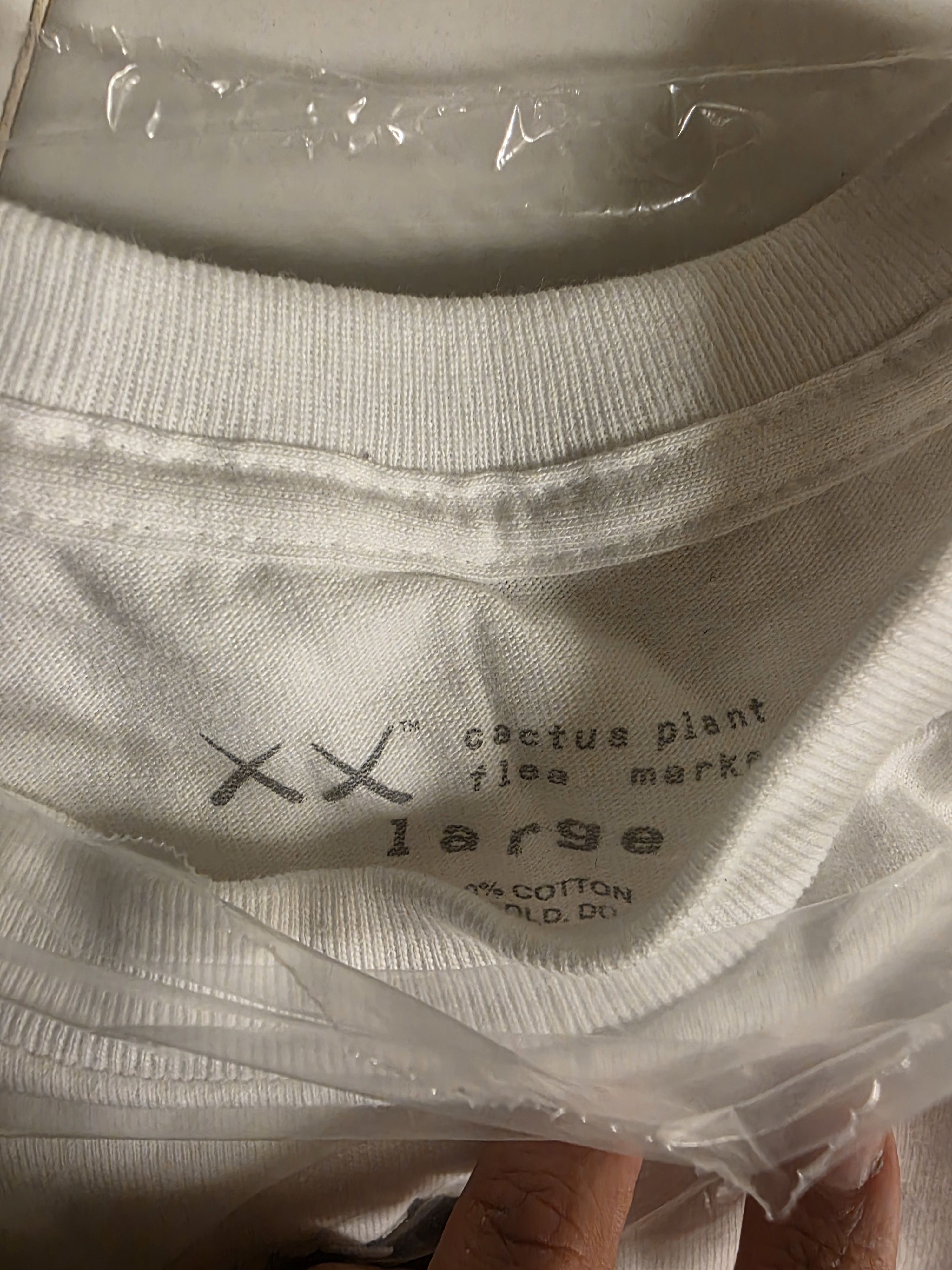 Kaws Kaws x cactus party flea market Size US L / EU 52-54 / 3 - 2 Thumbnail